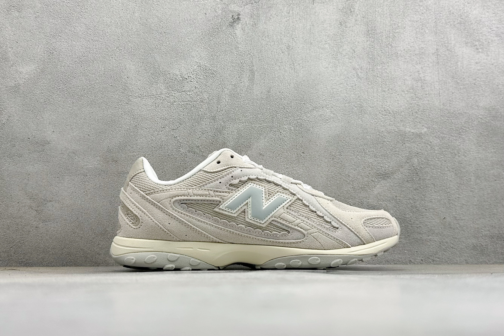 220 New Balance 新百伦204 复古休闲运动百搭老爹跑步鞋 U204L2SZ