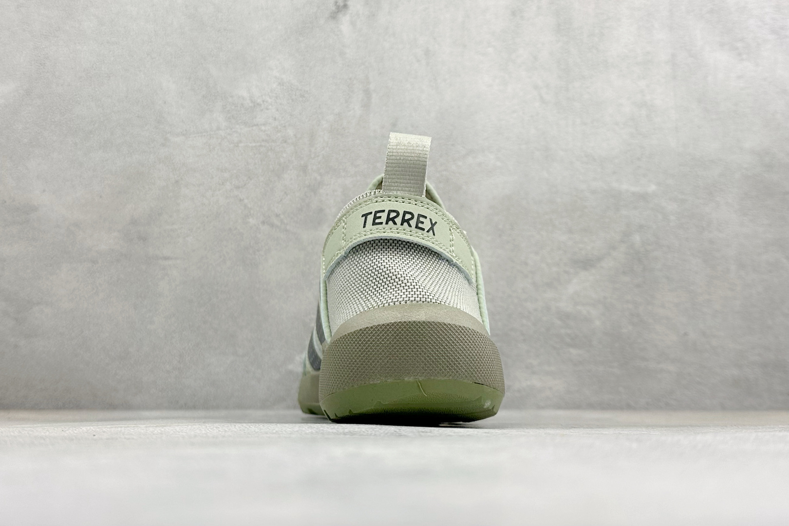 150 Adidas Terrex Daroga 25 阿迪达斯 户外休闲运动鞋 HQ7136-Chinese UA Cheap High Quatity Brand Clothes Bags handbags Sneakers wholesale wholesaler seller from China Factory suppliers Fashion Clothing Shoes best Quality Beautiful Price 150 Adidas Terrex Daroga 25 阿迪达斯 户外休闲运动鞋 HQ7136