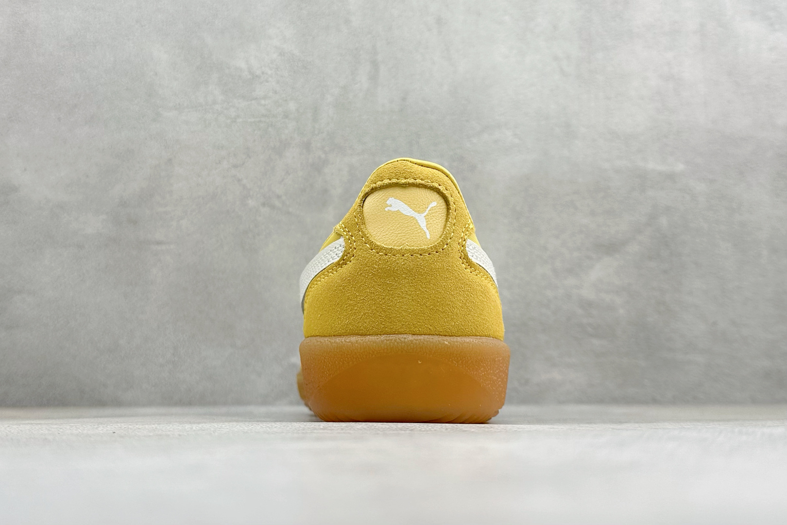 TPuma Palermo 复古单品彪马 防滑耐磨低帮德训板鞋 399341-04-Top High Quatity Cheap Sneakers Fashion Clothing Clothes Bags handbags Shoes of all Brand wholesale With The best Quality And Beautiful Price from China Factory Chinese suppliers wholesaler seller TPuma Palermo 复古单品彪马 防滑耐磨低帮德训板鞋 399341-04