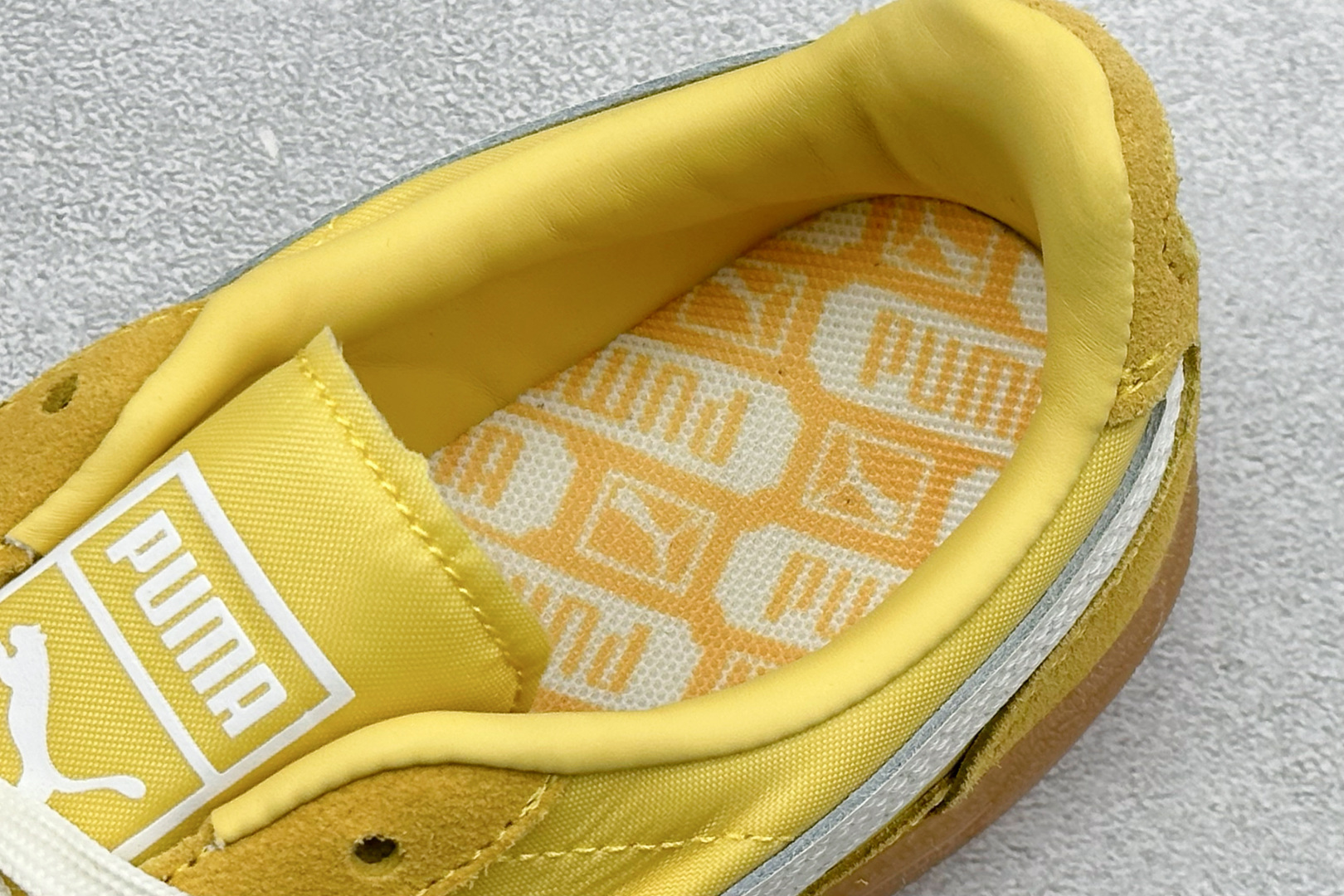TPuma Palermo 复古单品彪马 防滑耐磨低帮德训板鞋 399341-04-Top High Quatity Cheap Sneakers Fashion Clothing Clothes Bags handbags Shoes of all Brand wholesale With The best Quality And Beautiful Price from China Factory Chinese suppliers wholesaler seller TPuma Palermo 复古单品彪马 防滑耐磨低帮德训板鞋 399341-04