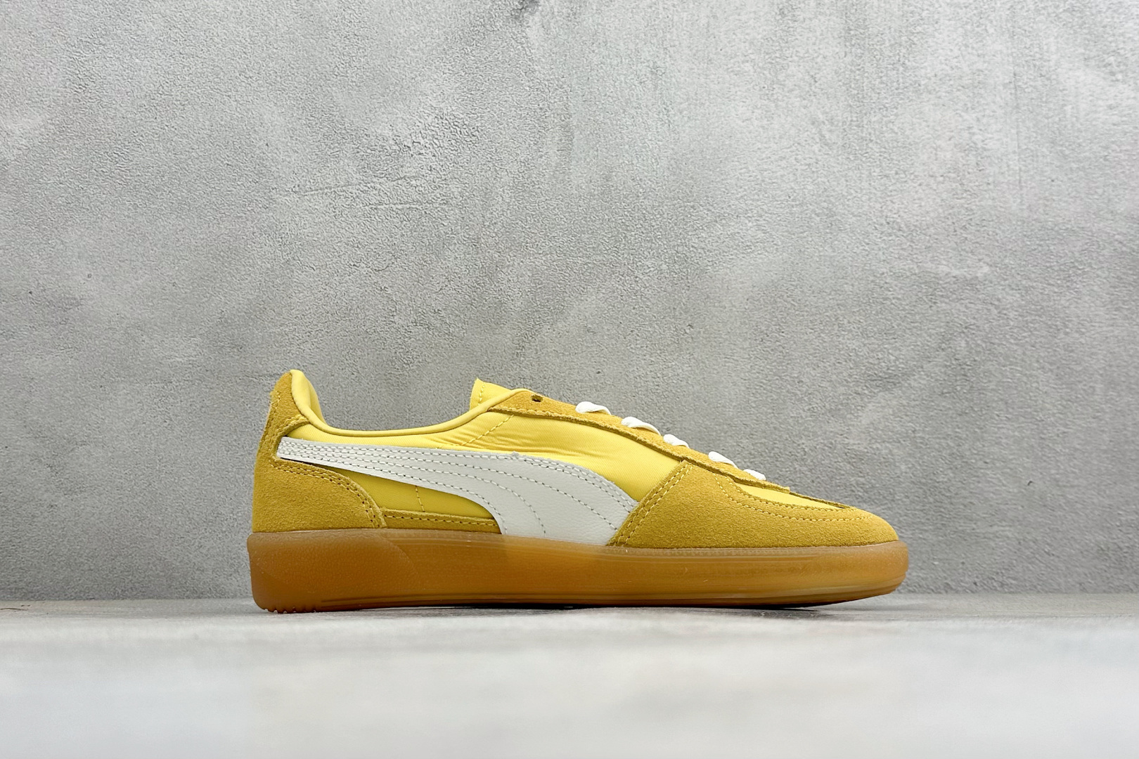TPuma Palermo 复古单品彪马 防滑耐磨低帮德训板鞋 399341-04-Top High Quatity Cheap Sneakers Fashion Clothing Clothes Bags handbags Shoes of all Brand wholesale With The best Quality And Beautiful Price from China Factory Chinese suppliers wholesaler seller TPuma Palermo 复古单品彪马 防滑耐磨低帮德训板鞋 399341-04