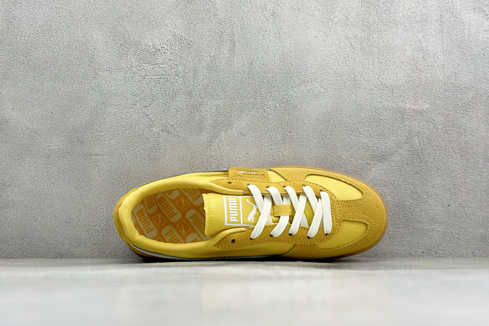 TPuma Palermo 复古单品彪马 防滑耐磨低帮德训板鞋 399341-04-Top High Quatity Cheap Sneakers Fashion Clothing Clothes Bags handbags Shoes of all Brand wholesale With The best Quality And Beautiful Price from China Factory Chinese suppliers wholesaler seller TPuma Palermo 复古单品彪马 防滑耐磨低帮德训板鞋 399341-04