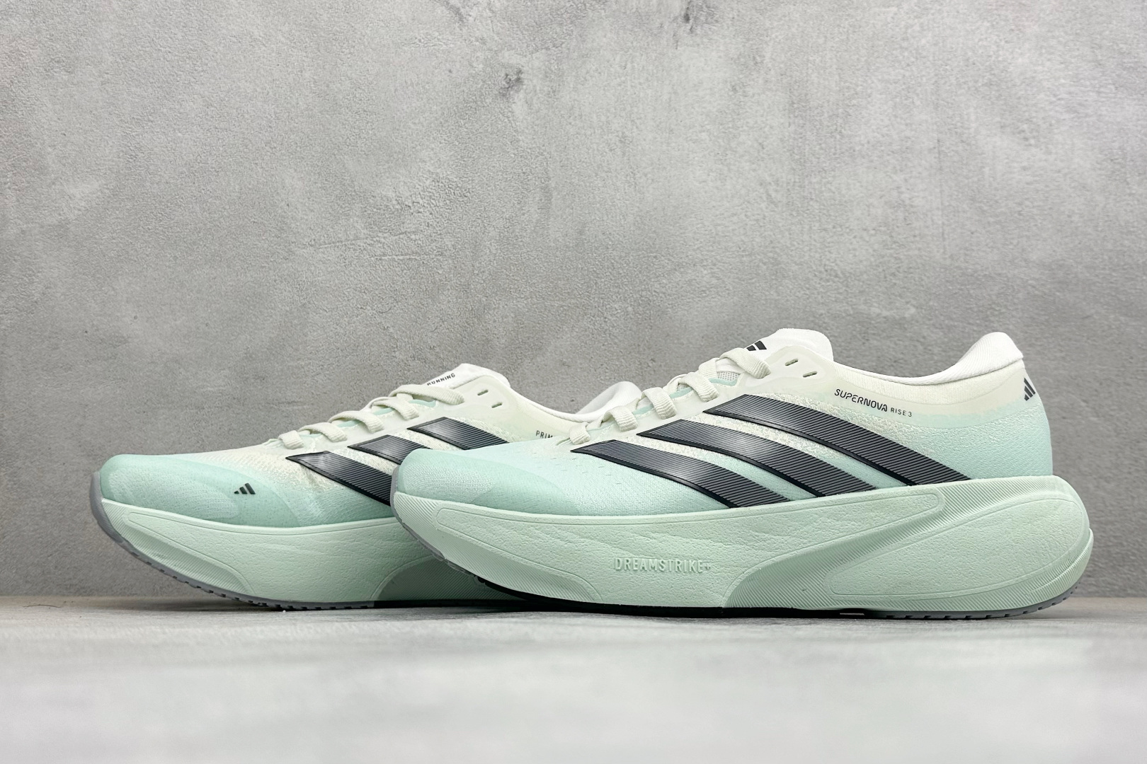 180 TY版Adidas Supernova Rise 3 阿迪达斯 减震回弹 运动透气休闲跑步鞋 KK1207
