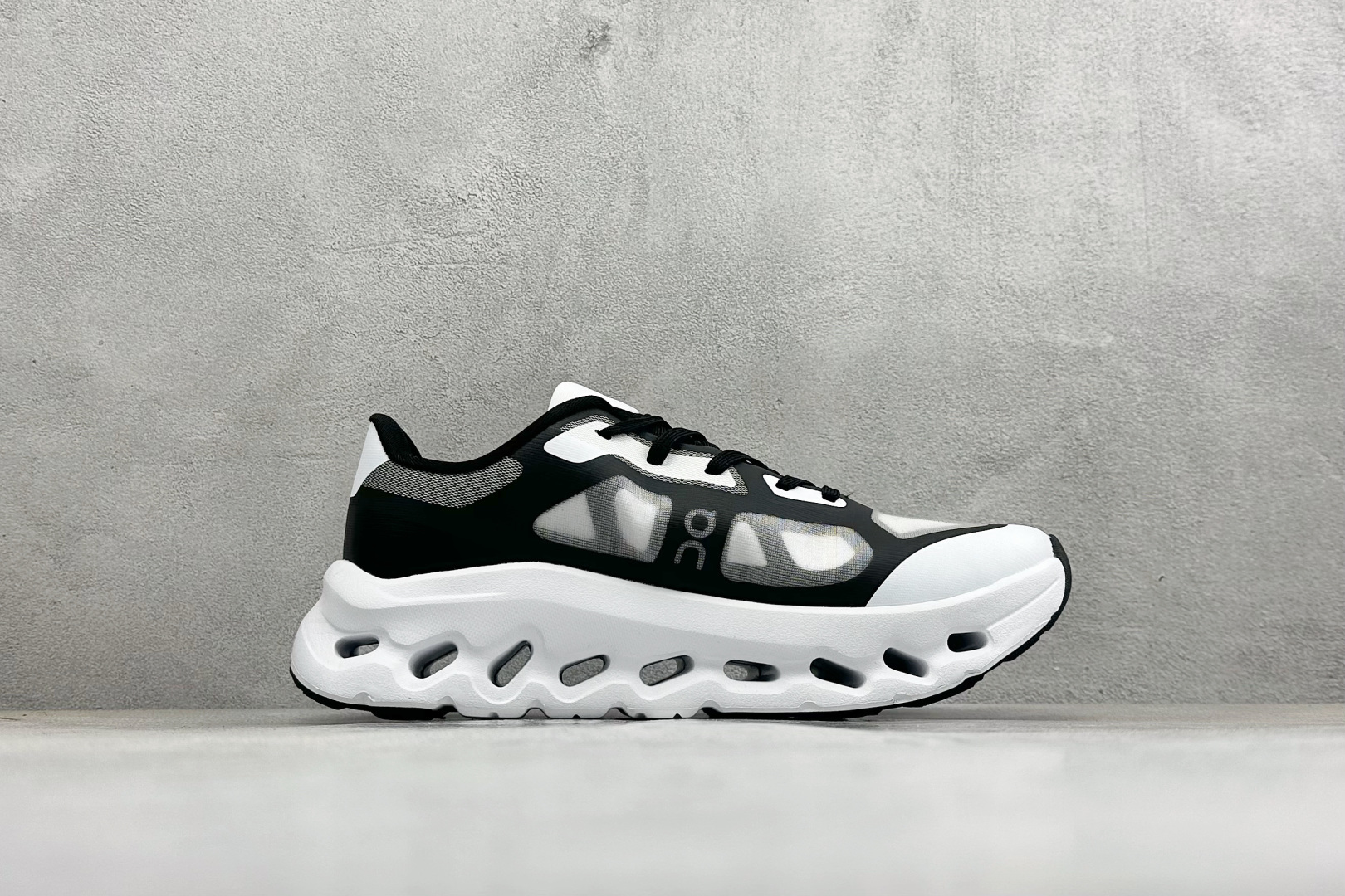 170 XF版On Cloudtilt Remix 昂跑舒适低帮跑步鞋 3MG1027-Chinese UA Cheap High Quatity Brand Clothes Bags handbags Sneakers wholesale wholesaler seller from China Factory suppliers Fashion Clothing Shoes best Quality Beautiful Price 170 XF版On Cloudtilt Remix 昂跑舒适低帮跑步鞋 3MG1027