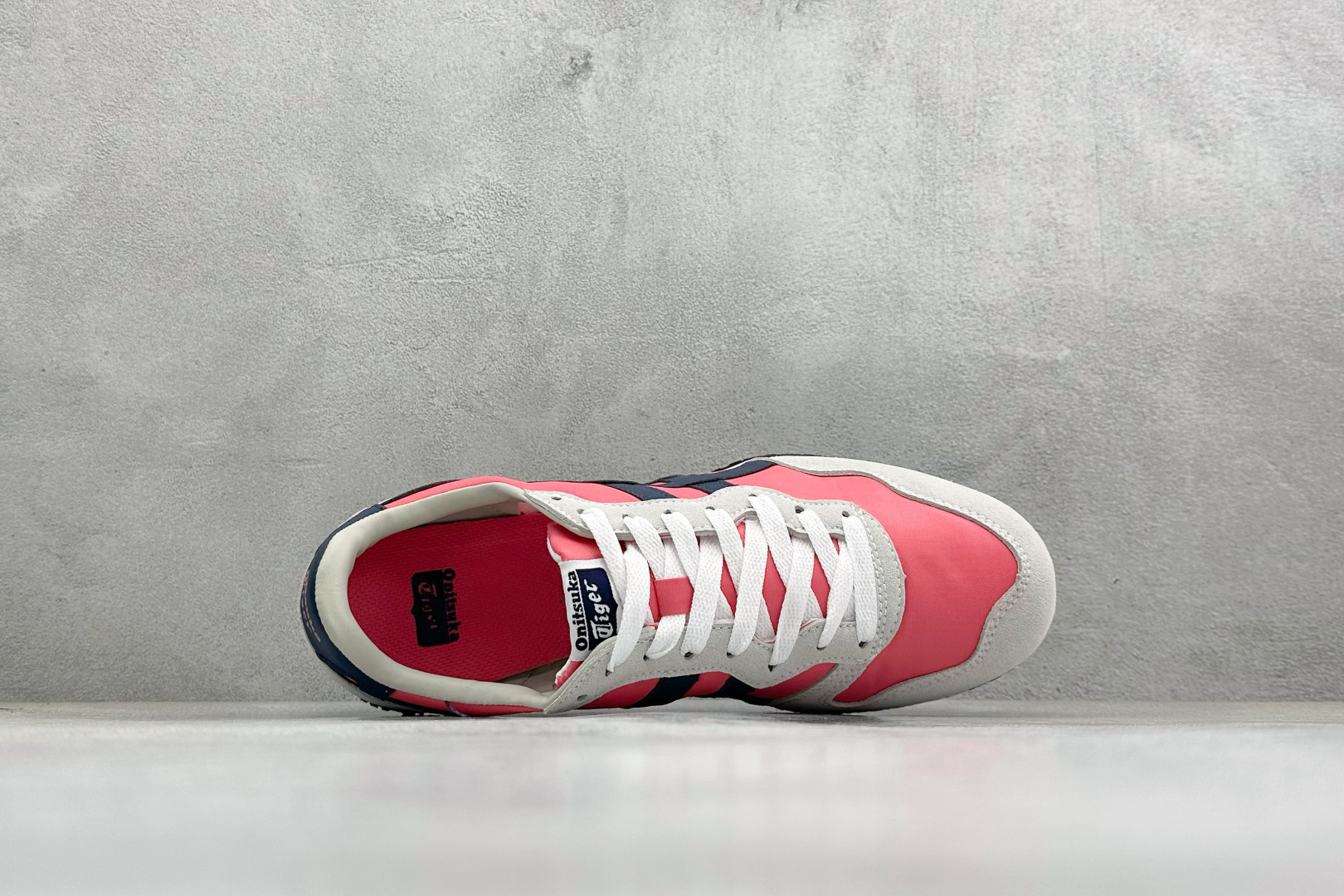 150 CH版Onitsuka Serrano 系列 亚瑟士鬼冢虎 复古经典板鞋 1183B400-701