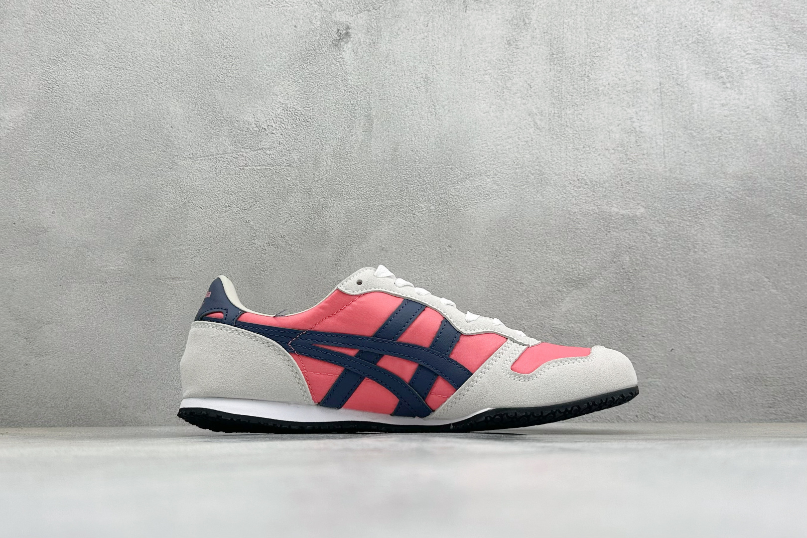 150 CH版Onitsuka Serrano 系列 亚瑟士鬼冢虎 复古经典板鞋 1183B400-701