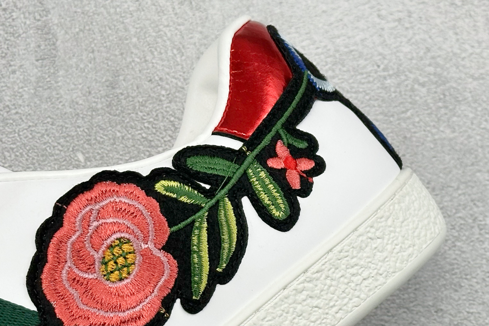 150 Gucci Distressed Screener sneaker古驰板鞋系列 221101485-Chinese UA Cheap High Quatity Brand Clothes Bags handbags Sneakers wholesale wholesaler seller from China Factory suppliers Fashion Clothing Shoes best Quality Beautiful Price 150 Gucci Distressed Screener sneaker古驰板鞋系列 221101485