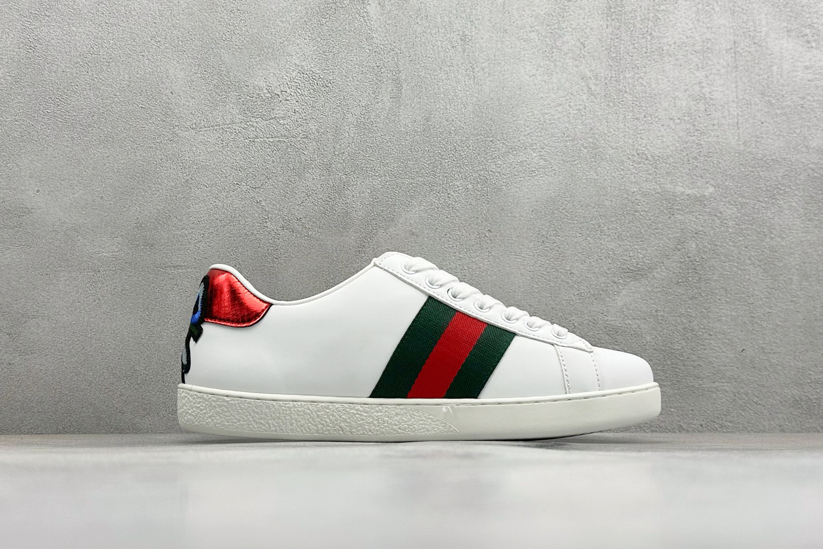 150 Gucci Distressed Screener sneaker古驰板鞋系列 221101485-Chinese UA Cheap High Quatity Brand Clothes Bags handbags Sneakers wholesale wholesaler seller from China Factory suppliers Fashion Clothing Shoes best Quality Beautiful Price 150 Gucci Distressed Screener sneaker古驰板鞋系列 221101485