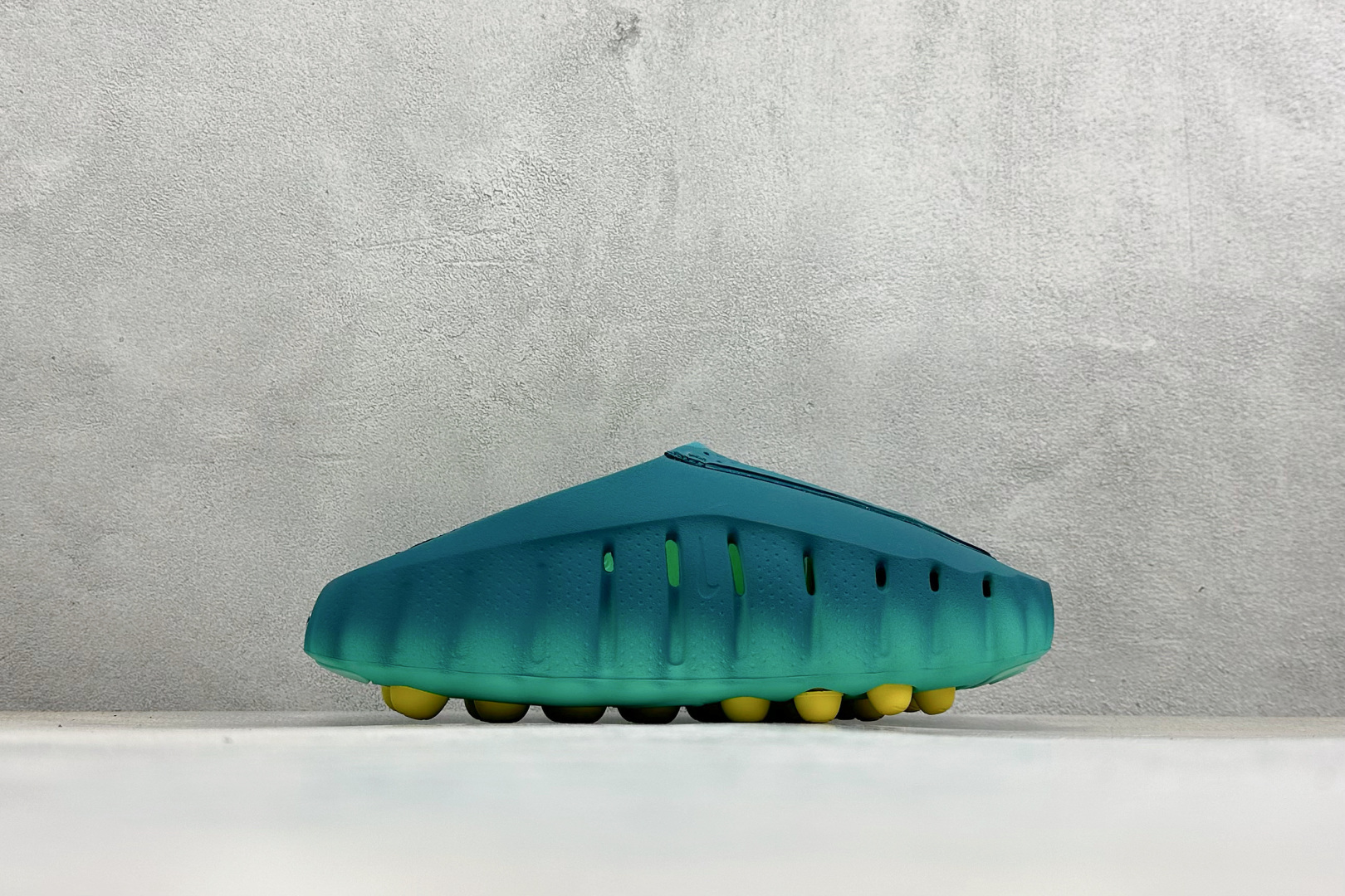 NK Mind 001 舒适贴合科技风无特殊功能包头按摩拖鞋 晶洞蓝绿 HQ4307-301-莆田鞋,莆田鞋货源,高仿鞋,高仿鞋货源,安福档口,莆田高仿鞋,莆田鞋批发,高仿鞋批发,莆田高仿运动鞋,高仿运动鞋,莆田运动鞋 NK Mind 001 舒适贴合科技风无特殊功能包头按摩拖鞋 晶洞蓝绿 HQ4307-301