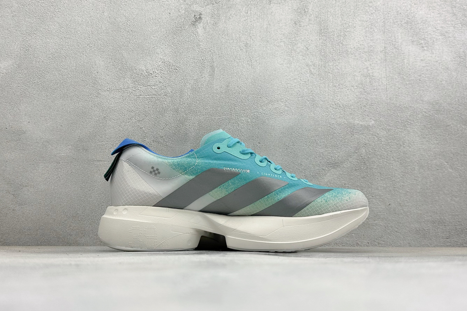 190 Adidas Adizero Adios 4 M 阿迪透气轻盈低帮跑步鞋 JS2579