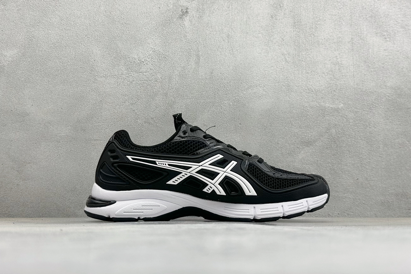 190 Asics UB12-S Gel-SD Lyte 亚瑟士舒适贴合跑步鞋 1203A660-002
