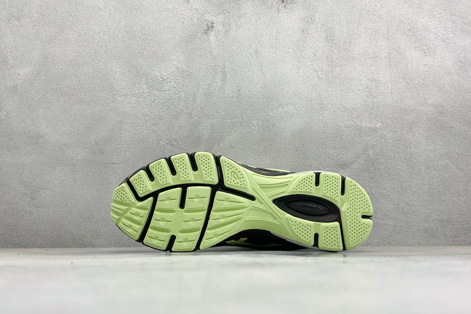 190 Asics UB12-S Gel-SD Lyte 亚瑟士舒适贴合跑步鞋 1203A665-300