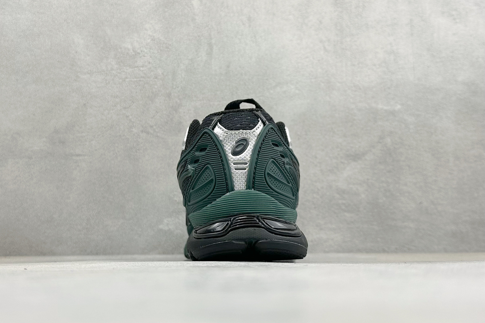 190 Asics UB12-S Gel-SD Lyte 亚瑟士舒适贴合跑步鞋 1203A665-020