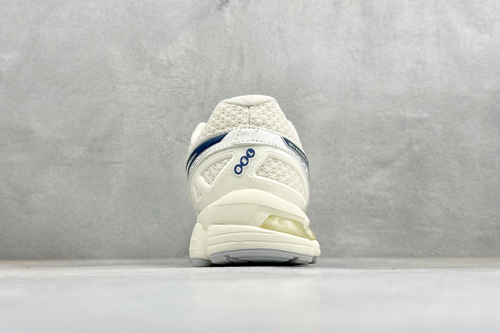 190 XR版Asics Gel-Kayano 20 亚瑟士 舒适百搭耐磨支撑透气 低帮跑步鞋 1203A388-104-Chinese UA Cheap High Quatity Brand Clothes Bags handbags Sneakers wholesale wholesaler seller from China Factory suppliers Fashion Clothing Shoes best Quality Beautiful Price 190 XR版Asics Gel-Kayano 20 亚瑟士 舒适百搭耐磨支撑透气 低帮跑步鞋 1203A388-104