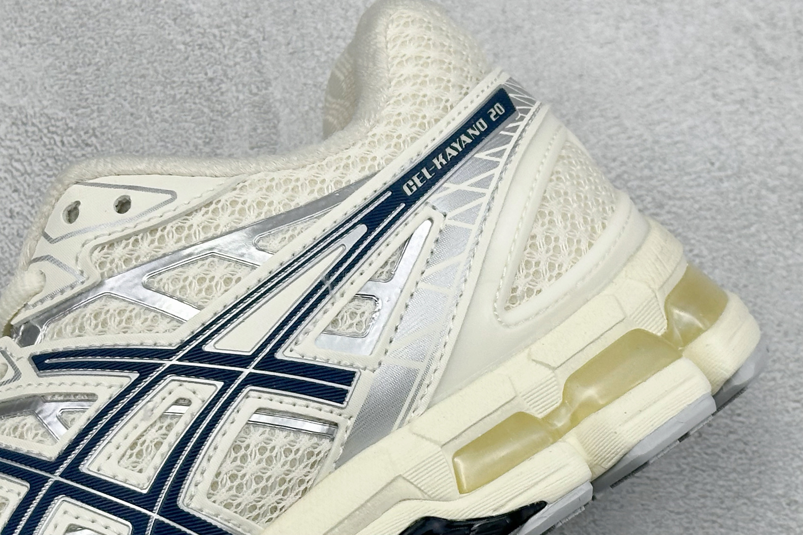 190 XR版Asics Gel-Kayano 20 亚瑟士 舒适百搭耐磨支撑透气 低帮跑步鞋 1203A388-104-Chinese UA Cheap High Quatity Brand Clothes Bags handbags Sneakers wholesale wholesaler seller from China Factory suppliers Fashion Clothing Shoes best Quality Beautiful Price 190 XR版Asics Gel-Kayano 20 亚瑟士 舒适百搭耐磨支撑透气 低帮跑步鞋 1203A388-104