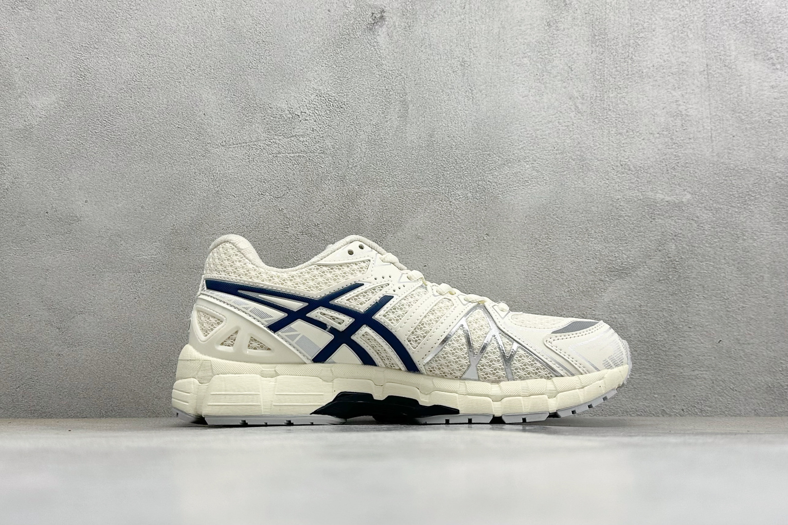 190 XR版Asics Gel-Kayano 20 亚瑟士 舒适百搭耐磨支撑透气 低帮跑步鞋 1203A388-104-Chinese UA Cheap High Quatity Brand Clothes Bags handbags Sneakers wholesale wholesaler seller from China Factory suppliers Fashion Clothing Shoes best Quality Beautiful Price 190 XR版Asics Gel-Kayano 20 亚瑟士 舒适百搭耐磨支撑透气 低帮跑步鞋 1203A388-104