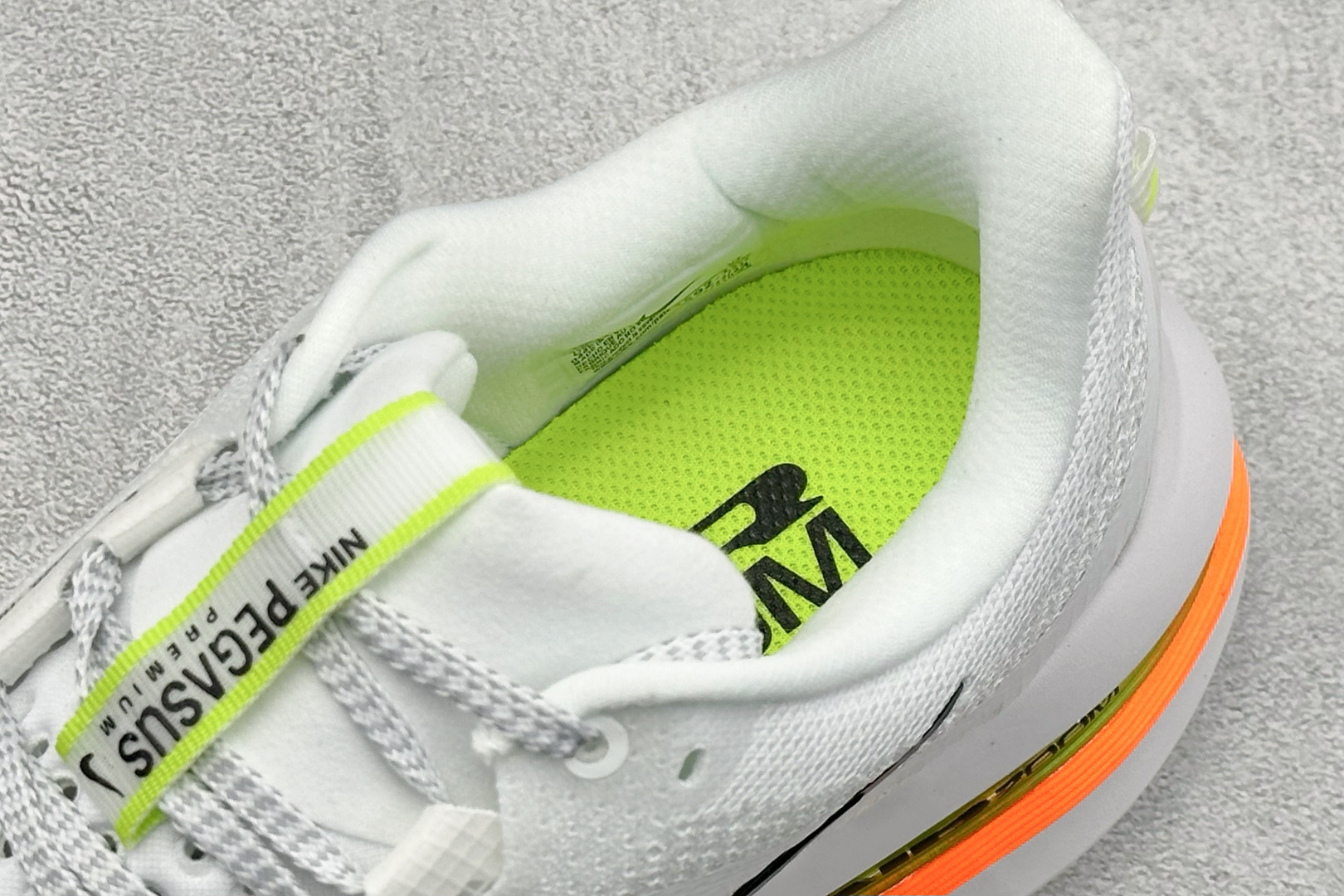 YH版Nike Air Zoom Pegasus Premium 耐克网面全掌气垫缓震跑鞋 HQ2592-105
