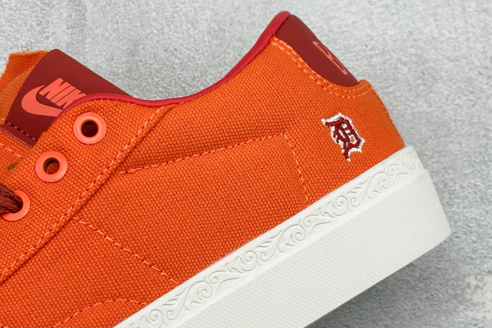 150 PG版Devin Booker x Nike Blazer Low Detroit Tigers 布克联名 HQ2054-800