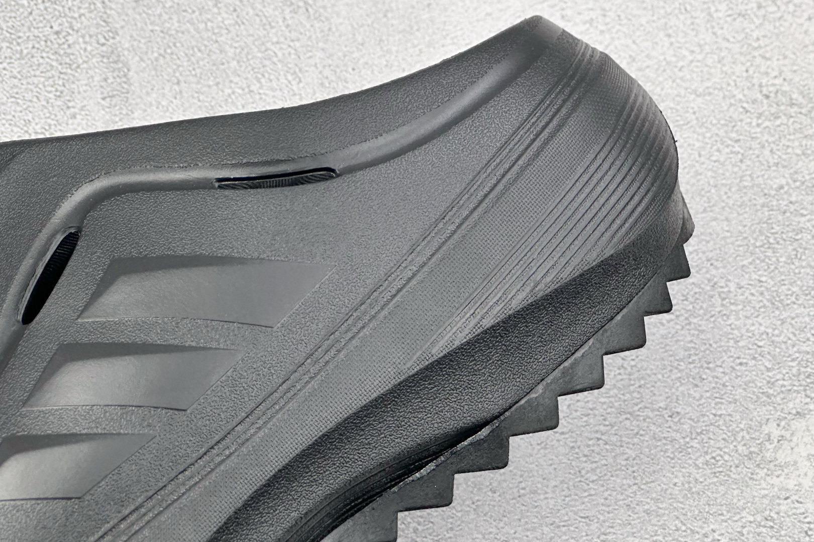 120 Y版Adidas OZWAVE CLozeave CL阿迪达斯 百搭舒适 防磨防滑包头拖鞋 JR6761