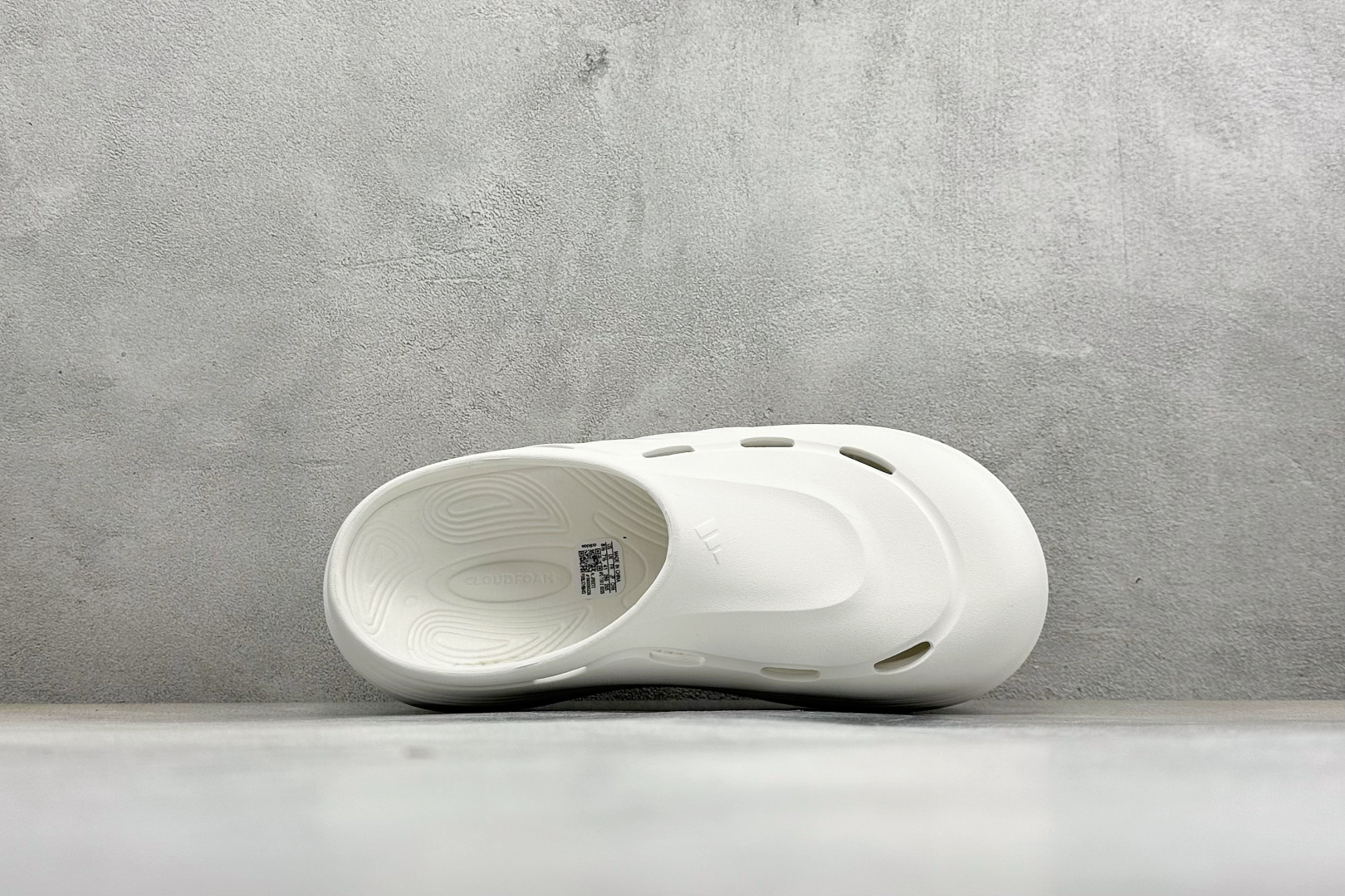 120 Y版Adidas OZWAVE CLozeave CL阿迪达斯 百搭舒适 防磨防滑包头拖鞋 JR9272