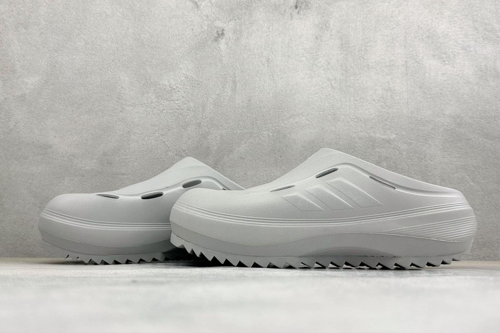 120 Y版Adidas OZWAVE CLozeave CL阿迪达斯 百搭舒适 防磨防滑包头拖鞋 JR6760