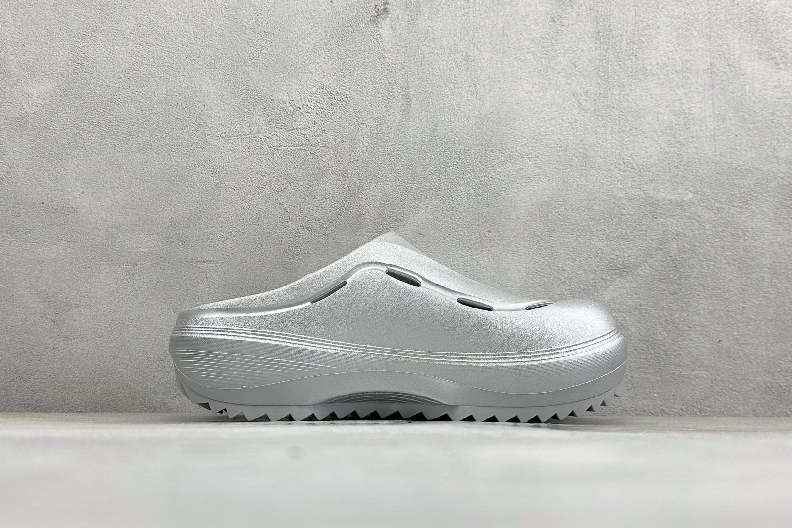 120 Y版Adidas OZWAVE CLozeave CL阿迪达斯 百搭舒适 防磨防滑包头拖鞋 JR6757-Chinese UA Cheap High Quatity Brand Clothes Bags handbags Sneakers wholesale wholesaler seller from China Factory suppliers Fashion Clothing Shoes best Quality Beautiful Price 120 Y版Adidas OZWAVE CLozeave CL阿迪达斯 百搭舒适 防磨防滑包头拖鞋 JR6757