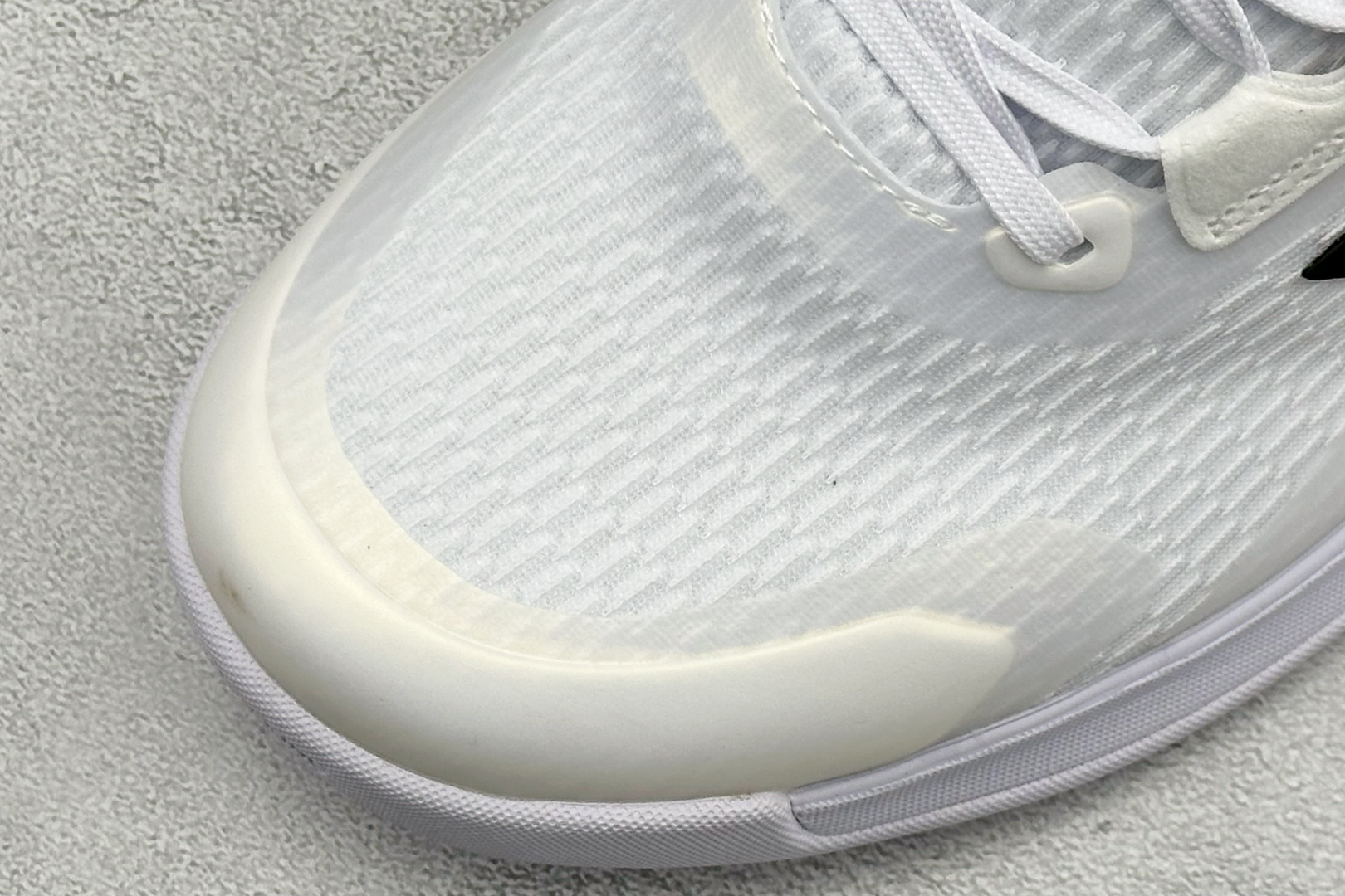 210 Adidas Novaflight 2 简约舒适 防滑耐磨 低帮训练跑鞋 ID3667
