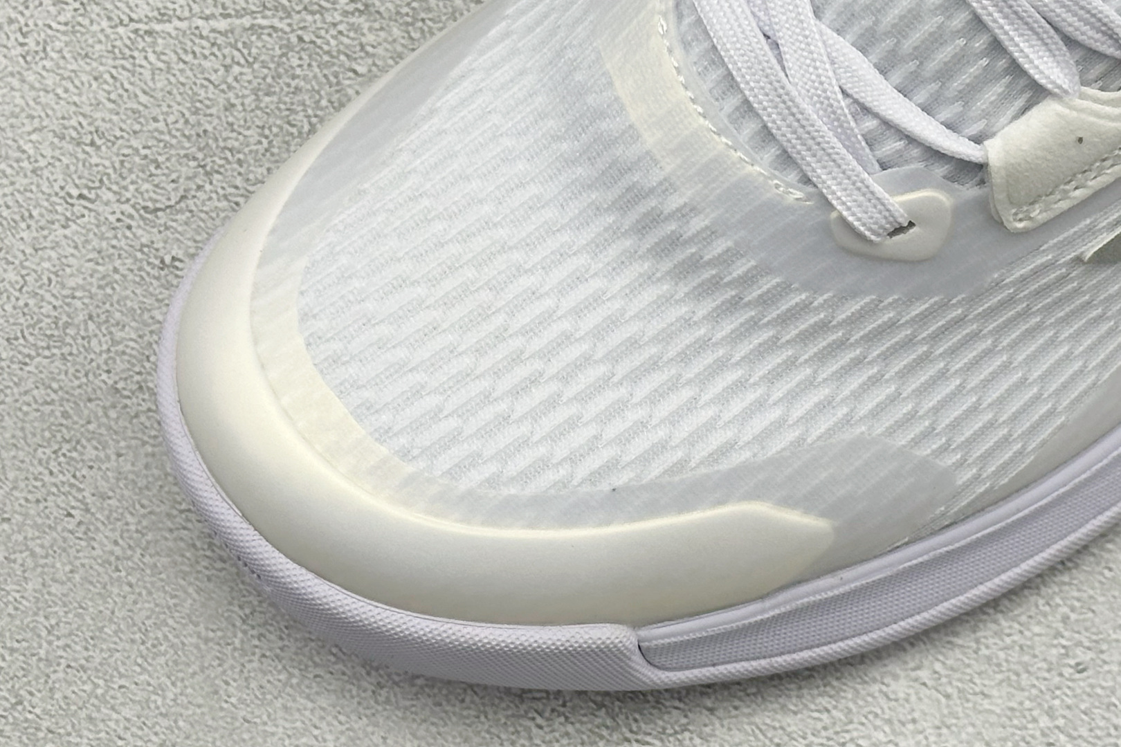 210 Adidas Novaflight 2 简约舒适 防滑耐磨 低帮训练跑鞋 IG1609