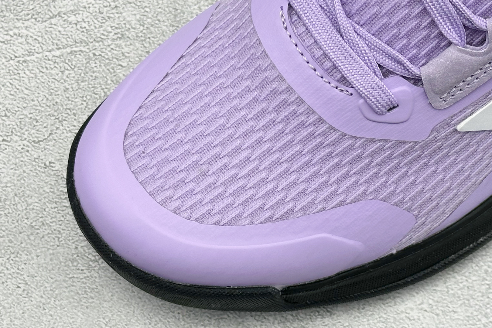 210 Adidas Novaflight 2 简约舒适 防滑耐磨 低帮训练跑鞋 JP9761