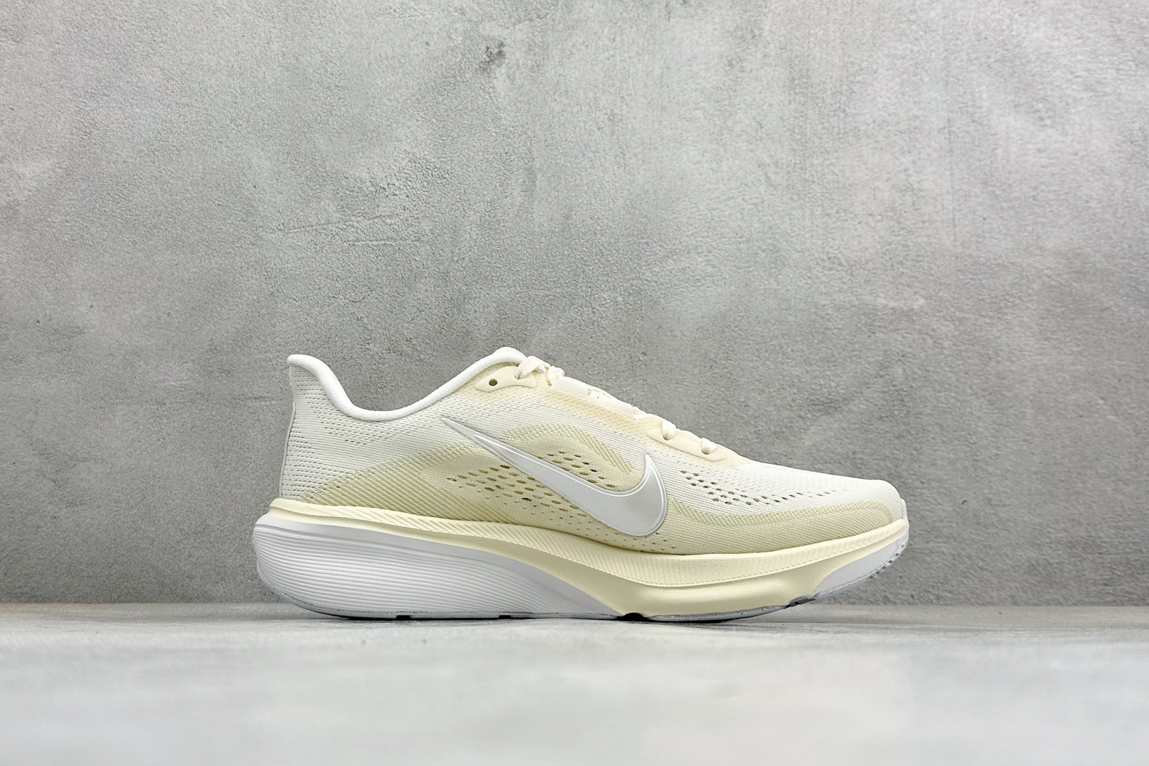 Nike Air Zoom Pegasus 42 耐克网面透气轻便耐磨跑鞋 IB1881-106