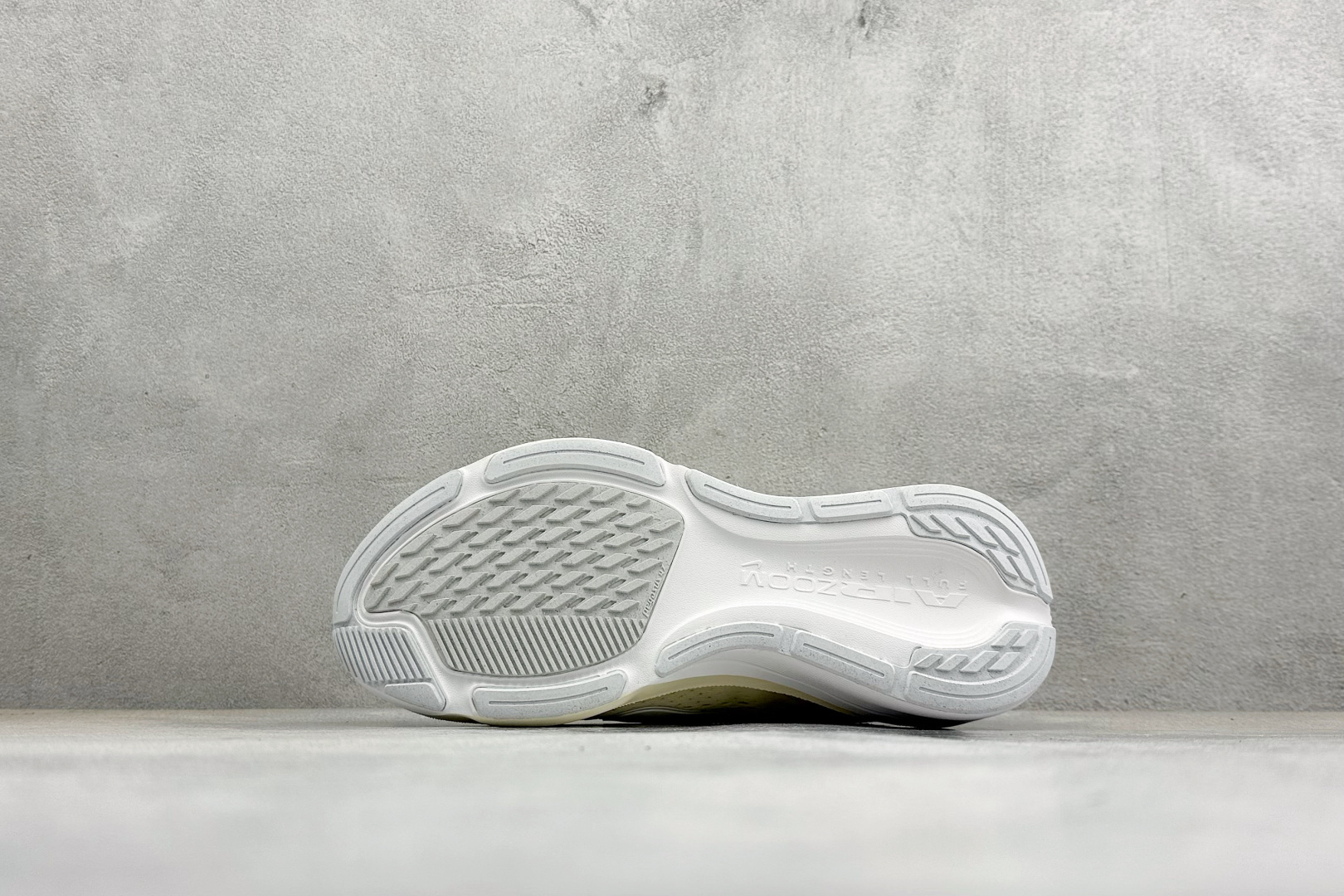 Nike Air Zoom Pegasus 42 耐克网面透气轻便耐磨跑鞋 IB1881-106