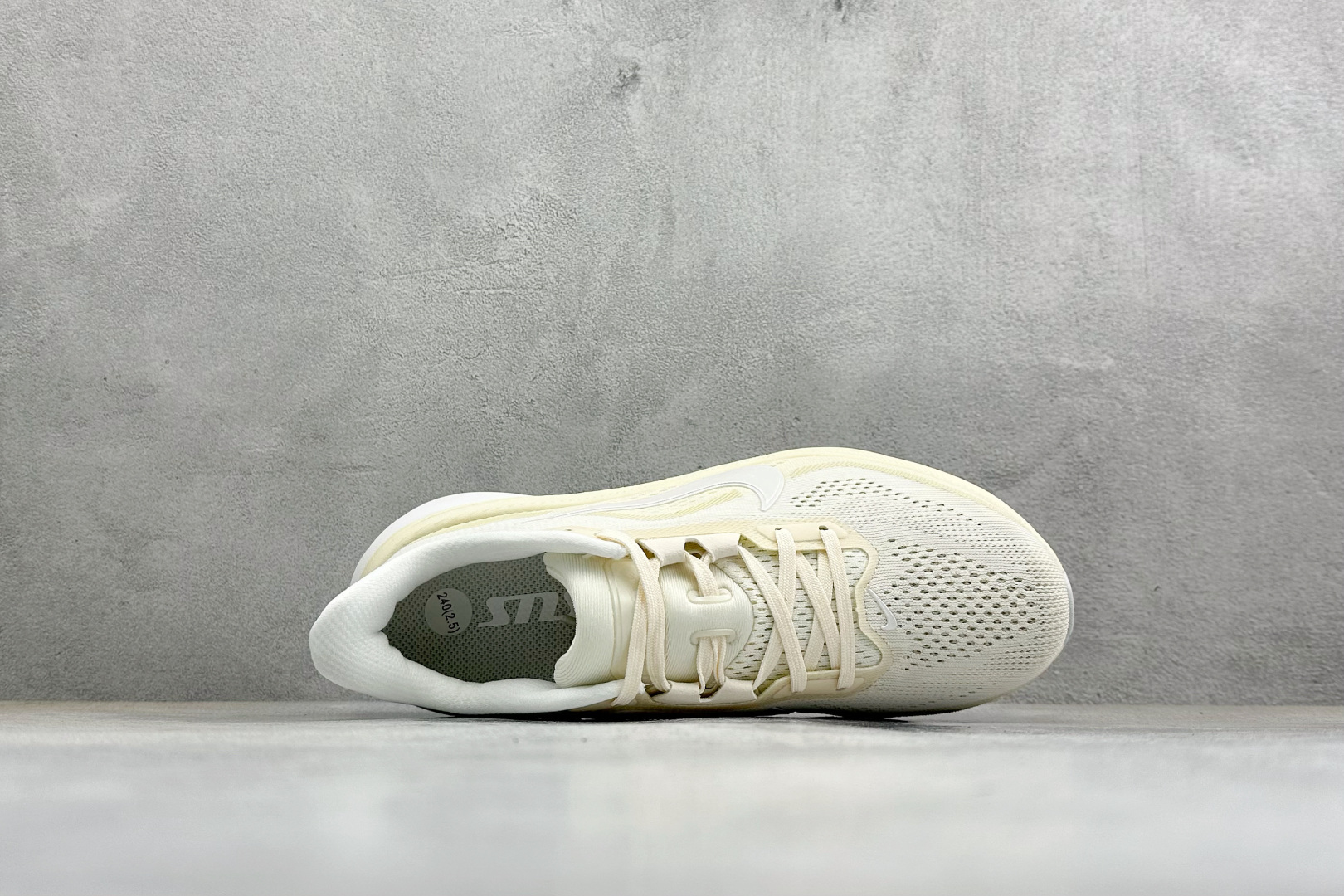 Nike Air Zoom Pegasus 42 耐克网面透气轻便耐磨跑鞋 IB1881-106