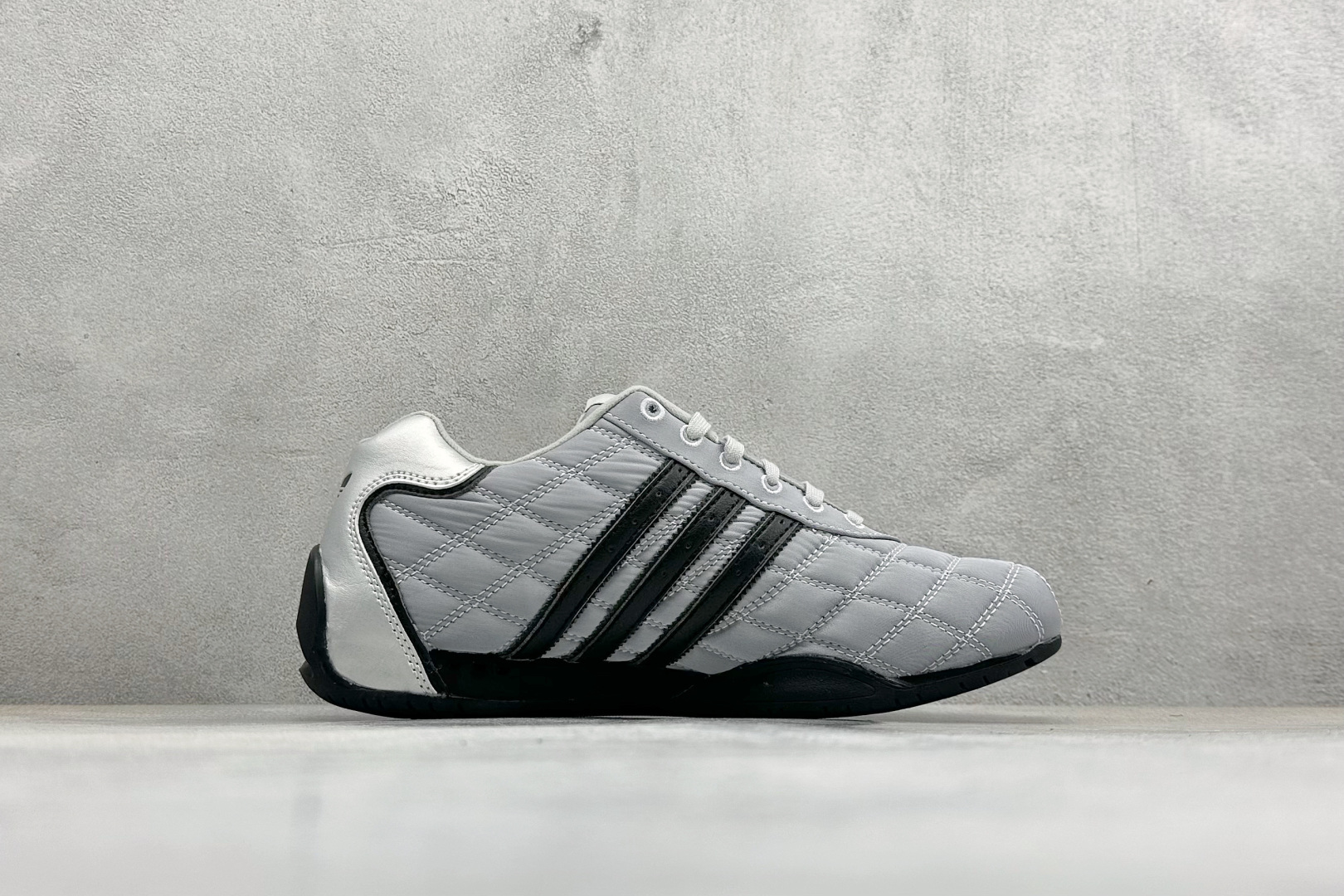 200 Adidas Originals Adiracer Lo 阿迪达斯潮流防滑耐磨休闲跑步鞋 JS0284
