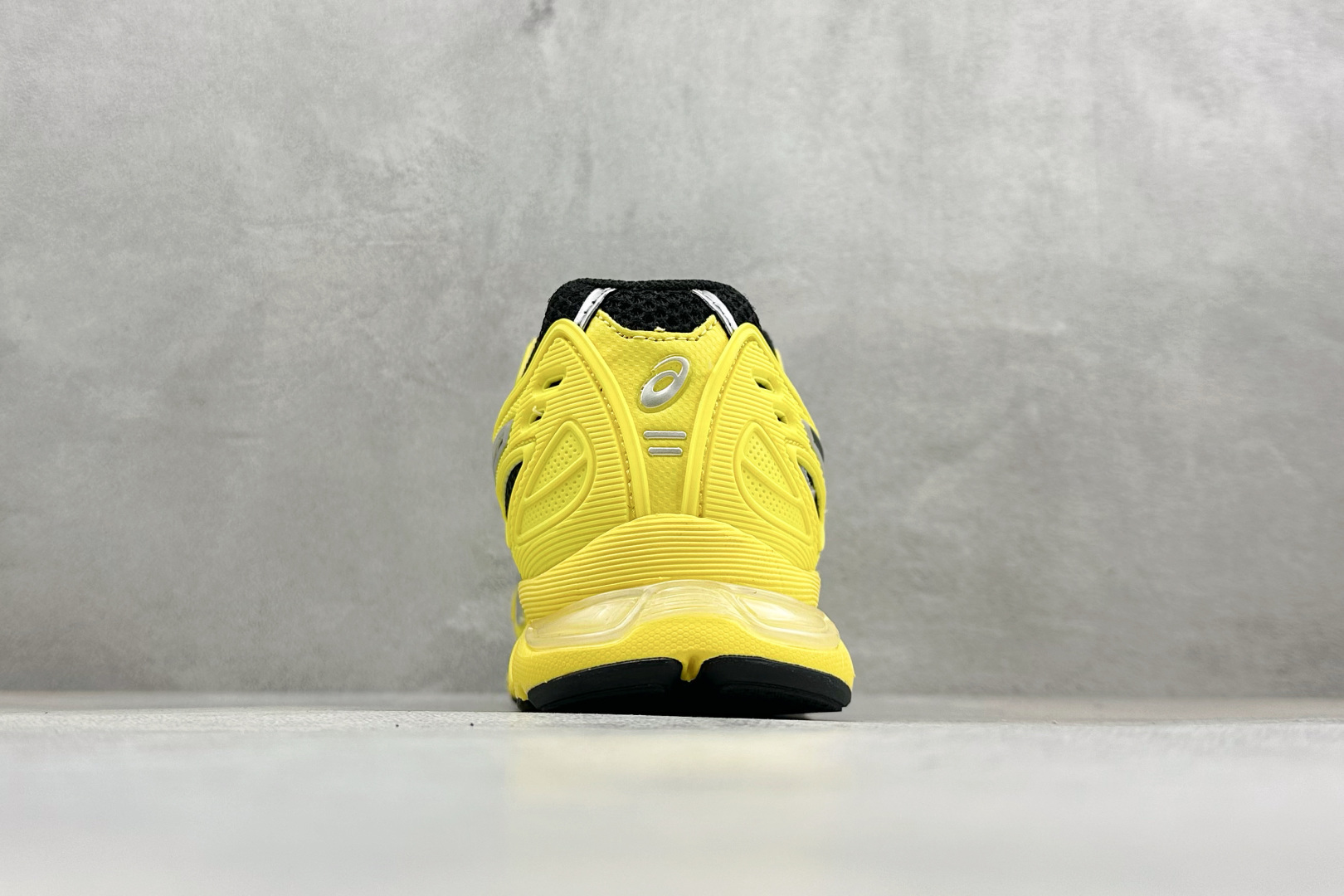 190 Asics UB12-S Gel-SD Lyte 亚瑟士舒适贴合跑步鞋 1203A886-750