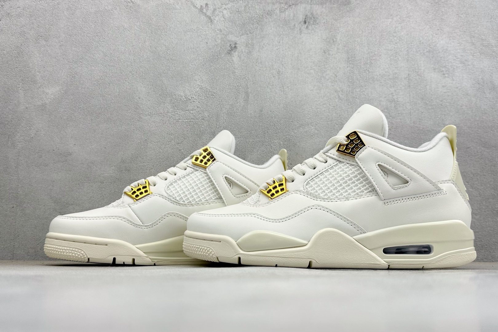 300 F版Jordan Air Jordan 4 “Metallic Gold”白色 AQ9129-170