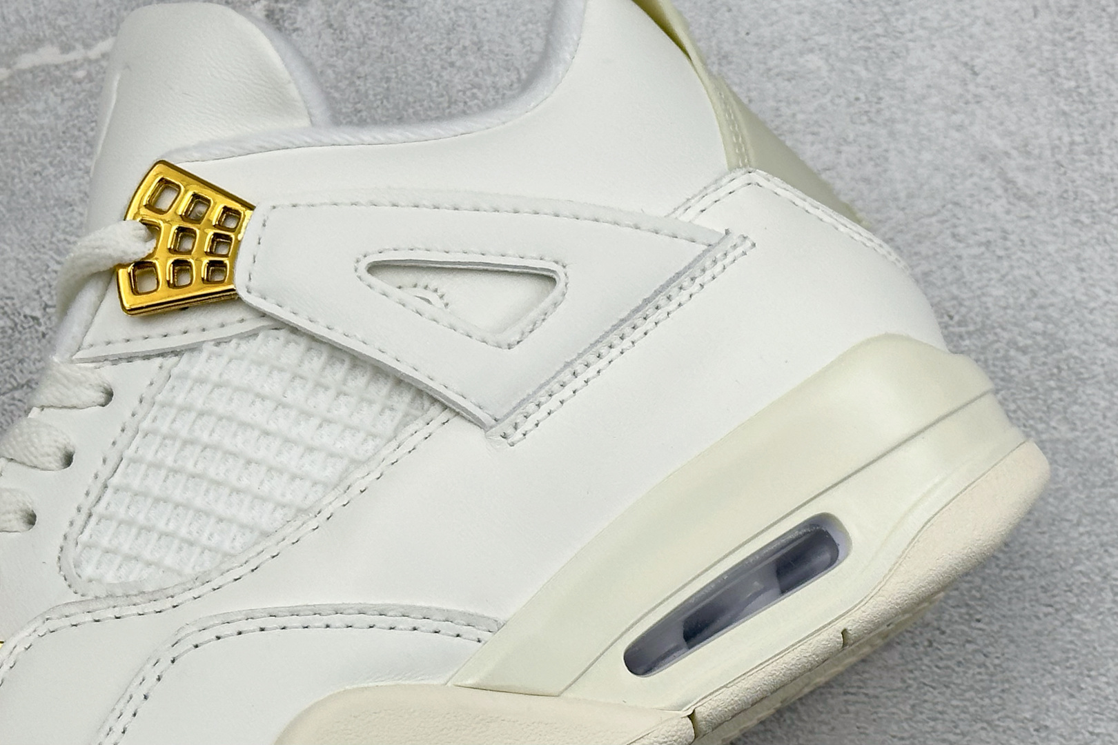 300 F版Jordan Air Jordan 4 “Metallic Gold”白色 AQ9129-170