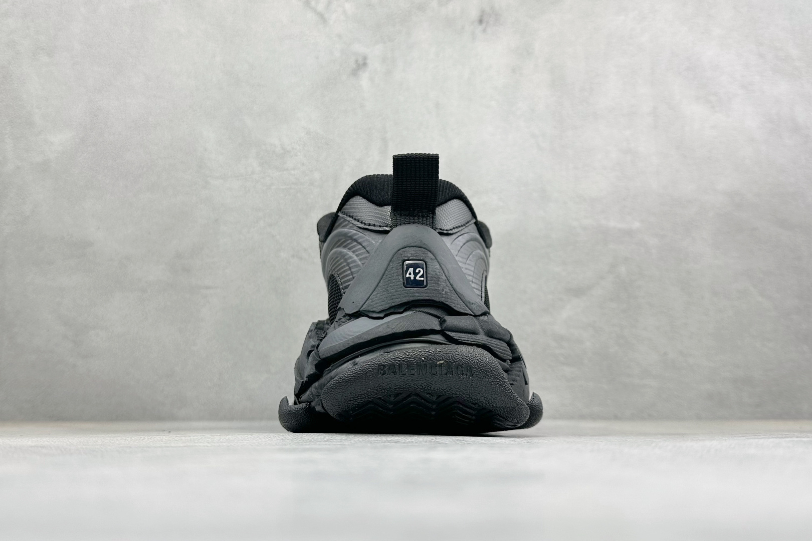 GO版Balenciaga巴黎世家 Triple S .2 Gradient 厚底系带低帮老爹鞋 865849-WTRS2-1011-Top High Quatity Cheap Sneakers Fashion Clothing Clothes Bags handbags Shoes of all Brand wholesale With The best Quality And Beautiful Price from China Factory Chinese suppliers wholesaler seller GO版Balenciaga巴黎世家 Triple S .2 Gradient 厚底系带低帮老爹鞋 865849-WTRS2-1011