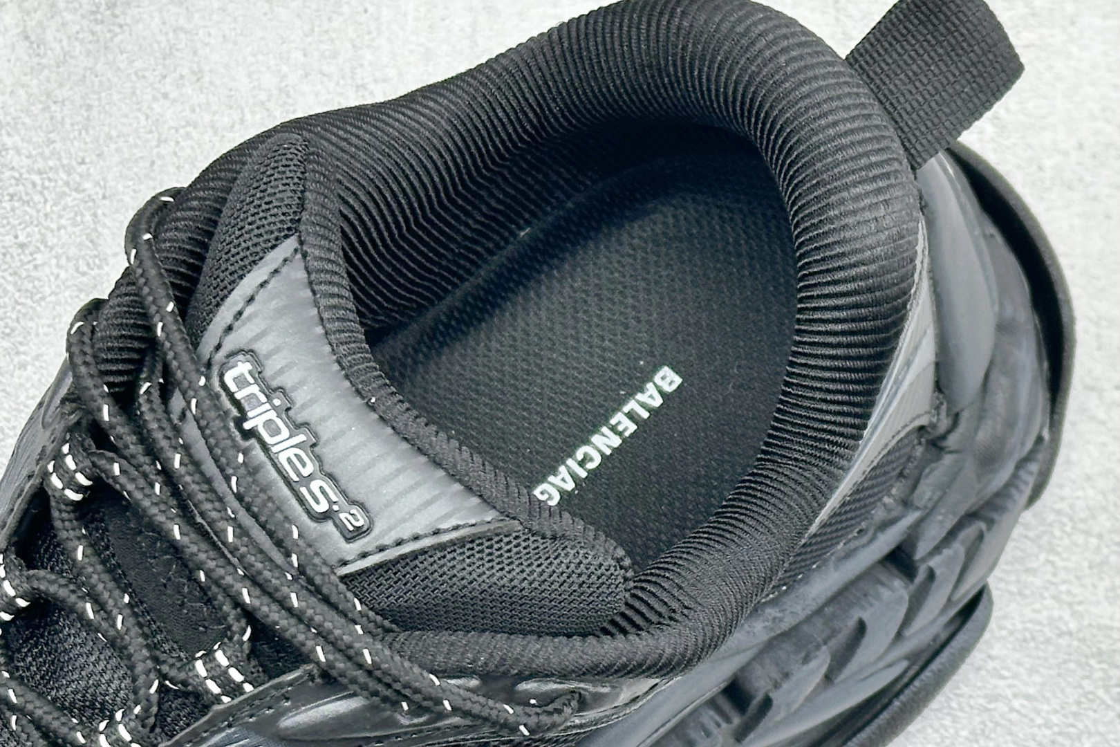 GO版Balenciaga巴黎世家 Triple S .2 Gradient 厚底系带低帮老爹鞋 865849-WTRS2-1011-Top High Quatity Cheap Sneakers Fashion Clothing Clothes Bags handbags Shoes of all Brand wholesale With The best Quality And Beautiful Price from China Factory Chinese suppliers wholesaler seller GO版Balenciaga巴黎世家 Triple S .2 Gradient 厚底系带低帮老爹鞋 865849-WTRS2-1011