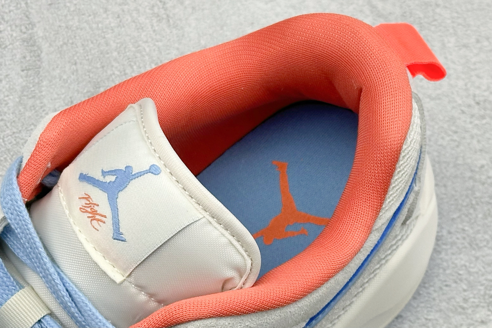 AD版Jordan CMFT ERA 舒适简约低帮运动板鞋 HJ6778-100