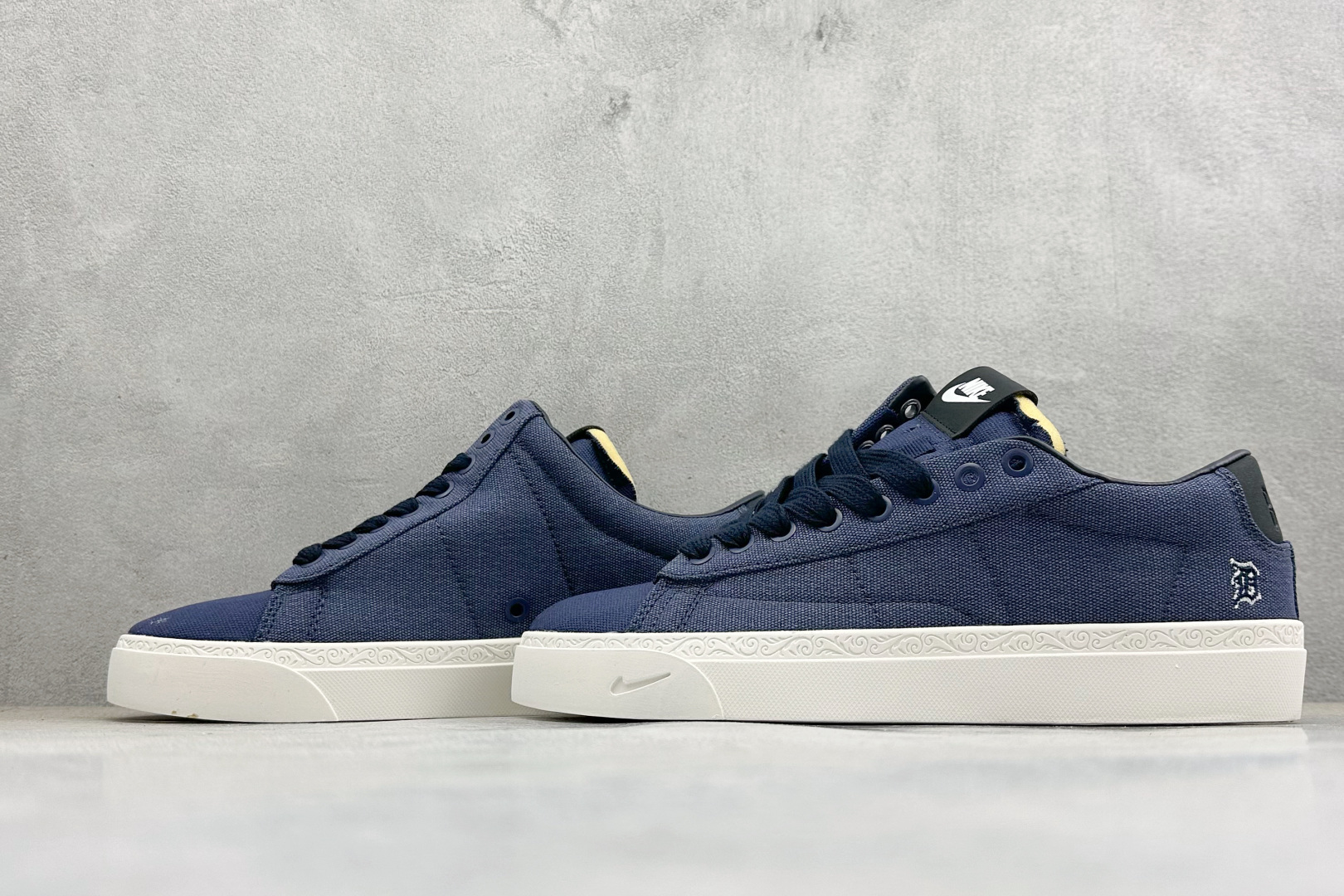 150 PG版Devin Booker x Nike Blazer Low Detroit Tigers 布克联名 HQ2054-400