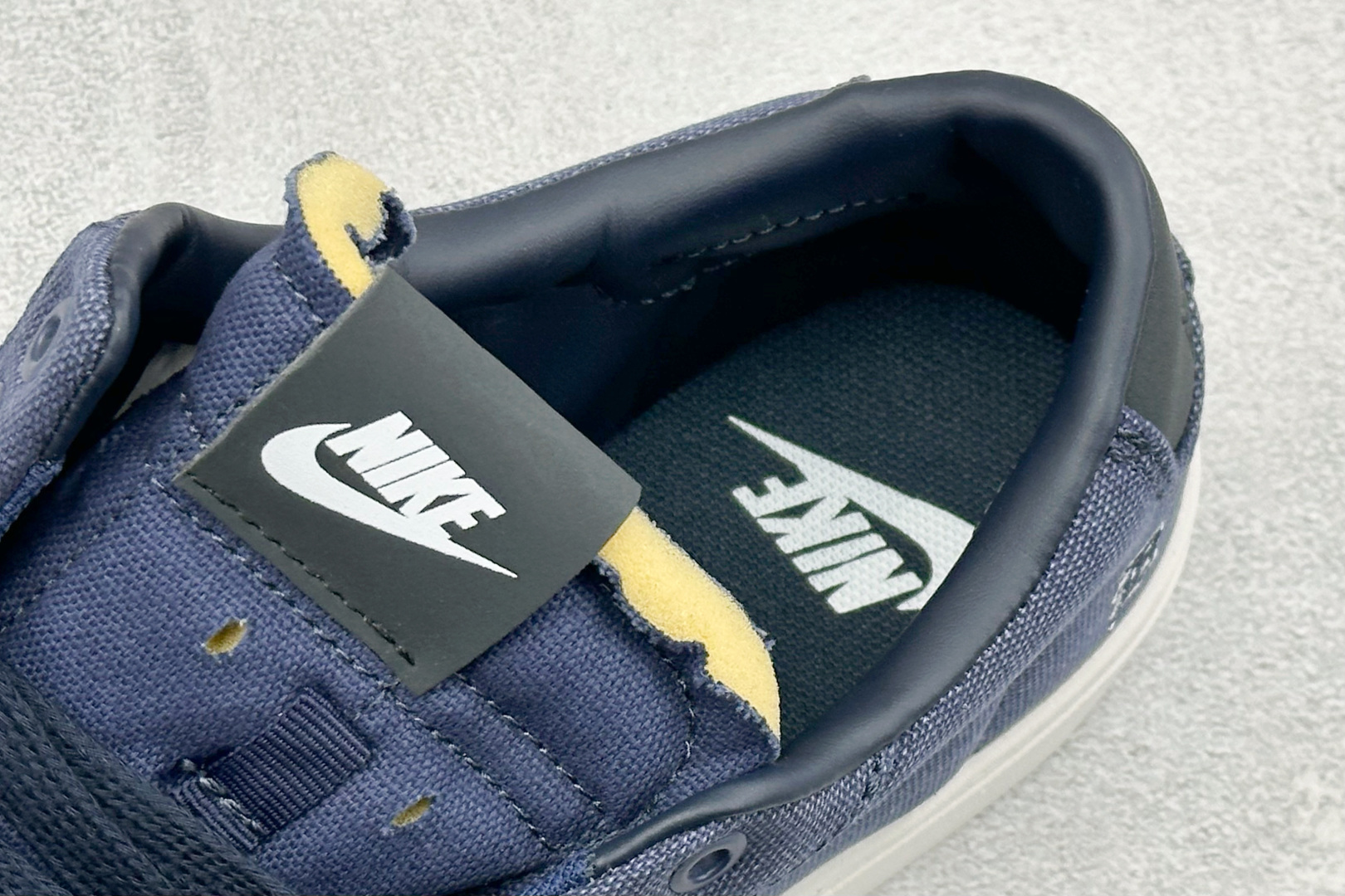 150 PG版Devin Booker x Nike Blazer Low Detroit Tigers 布克联名 HQ2054-400