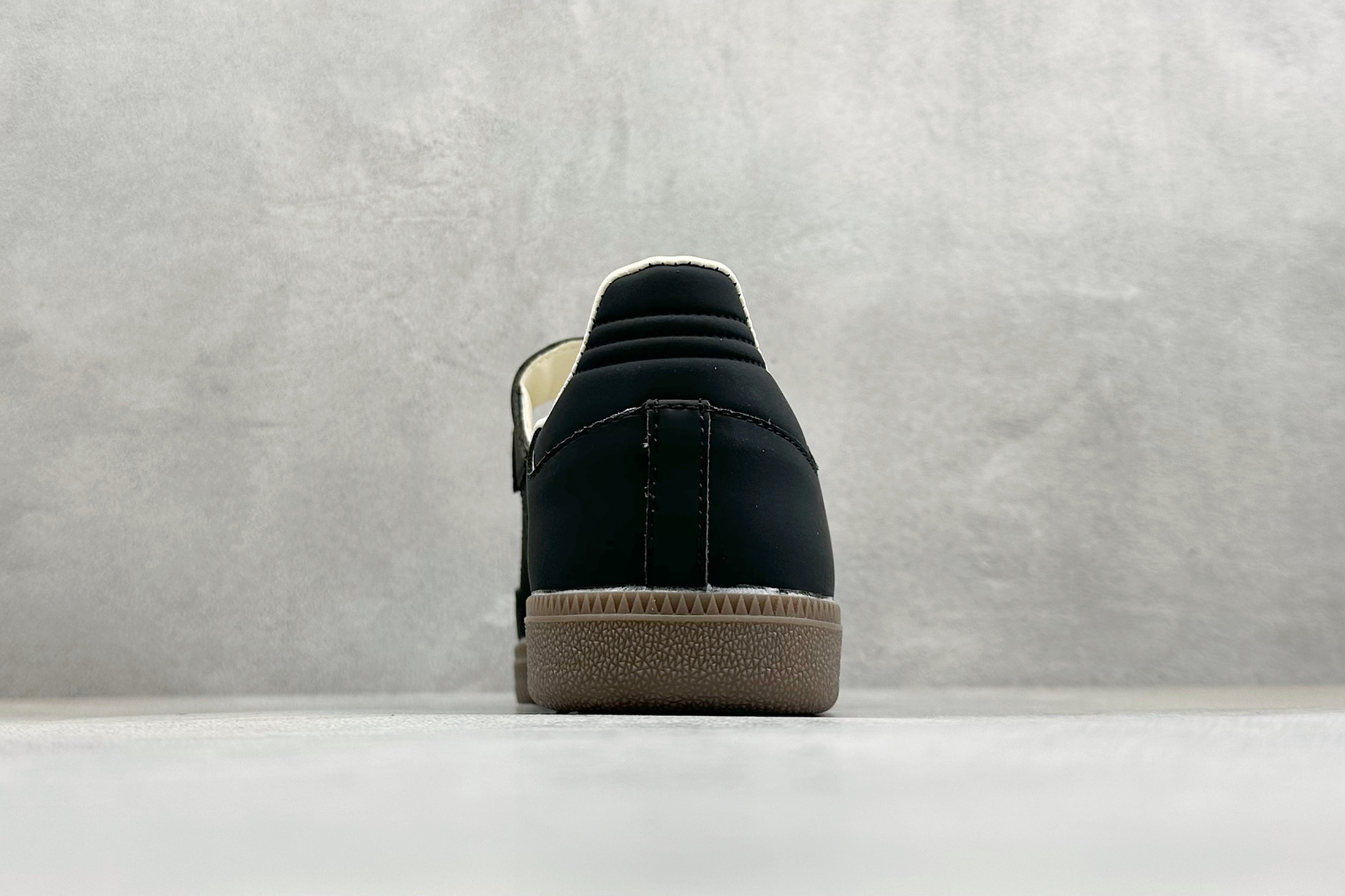 140 HY版Adidas Samba Jane 阿迪达斯 玛丽珍 懒人一脚蹬 KJ3970-Chinese UA Cheap High Quatity Brand Clothes Bags handbags Sneakers wholesale wholesaler seller from China Factory suppliers Fashion Clothing Shoes best Quality Beautiful Price 140 HY版Adidas Samba Jane 阿迪达斯 玛丽珍 懒人一脚蹬 KJ3970
