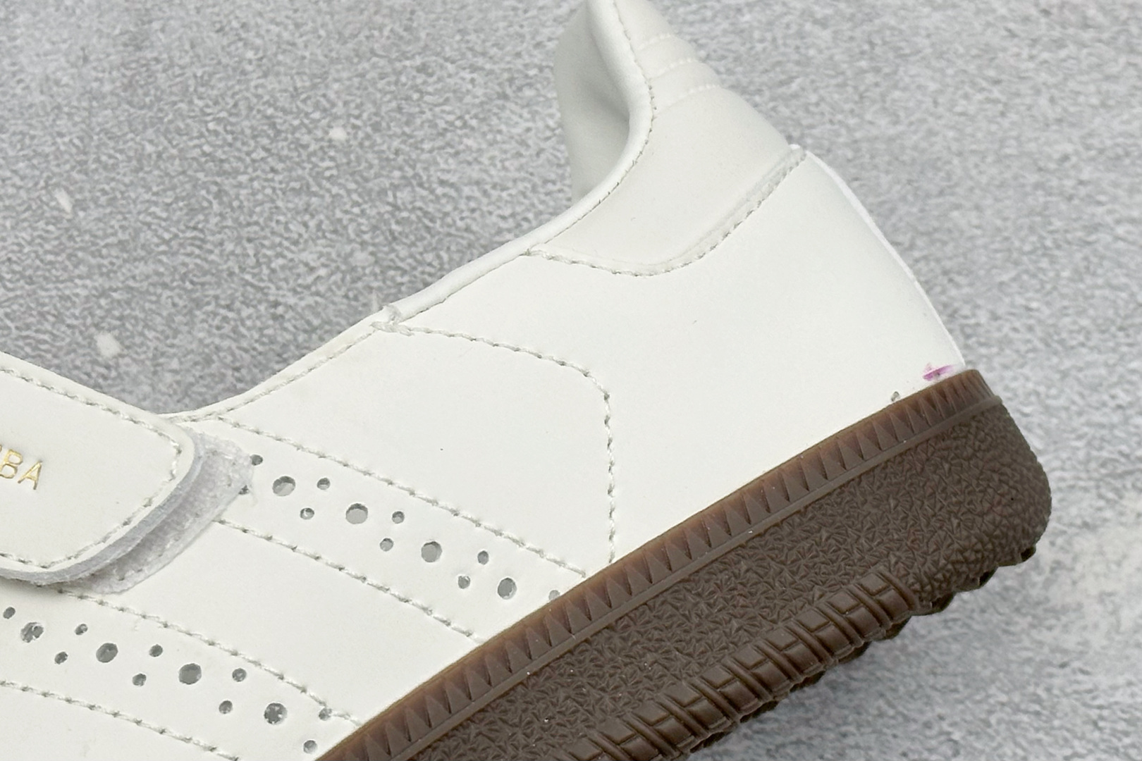 140 HY版Adidas Samba Jane 阿迪达斯 玛丽珍 懒人一脚蹬 KJ3969-Chinese UA Cheap High Quatity Brand Clothes Bags handbags Sneakers wholesale wholesaler seller from China Factory suppliers Fashion Clothing Shoes best Quality Beautiful Price 140 HY版Adidas Samba Jane 阿迪达斯 玛丽珍 懒人一脚蹬 KJ3969
