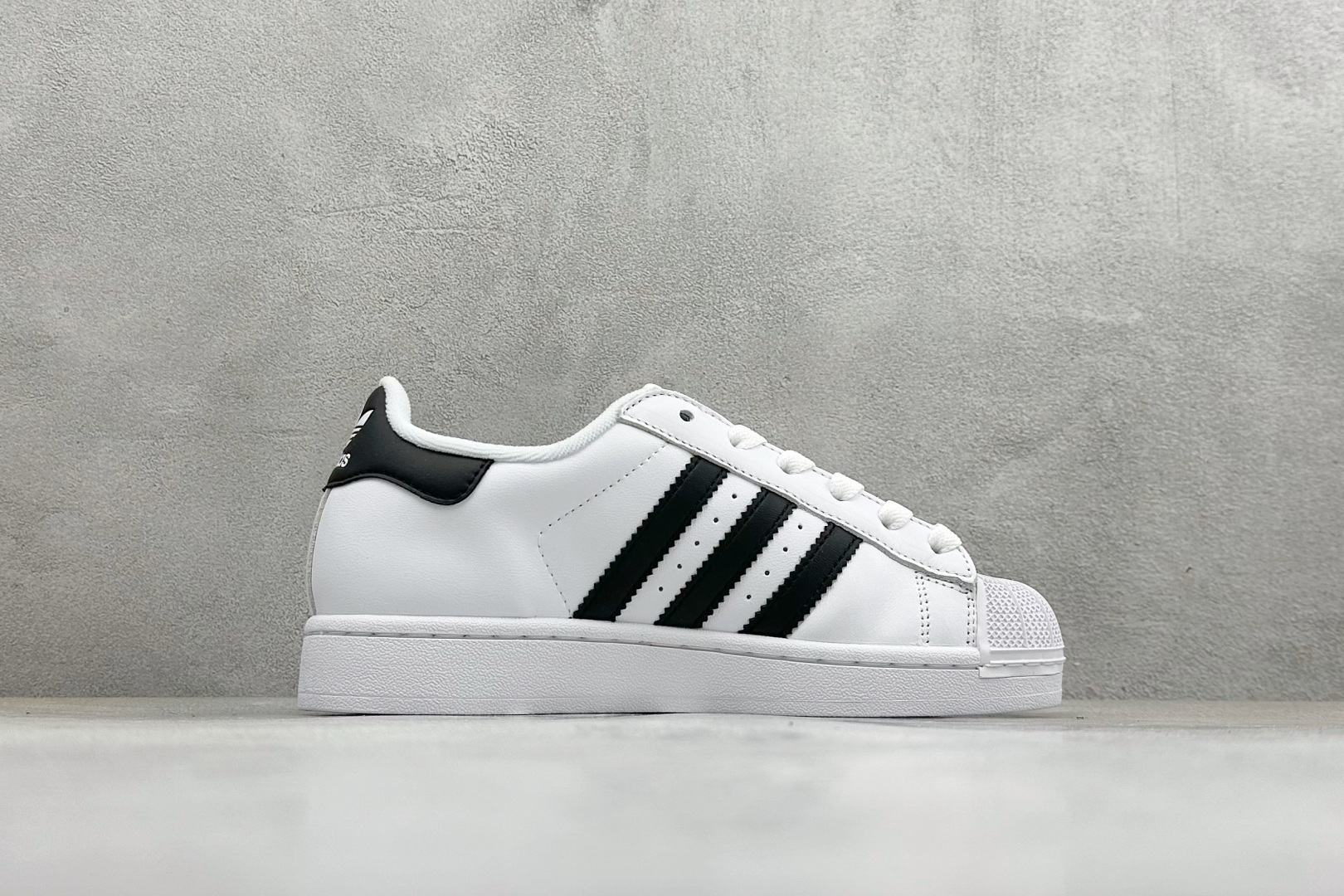 150 HZ版Adidas Originals Superstar II 贝壳头板鞋 IH8659