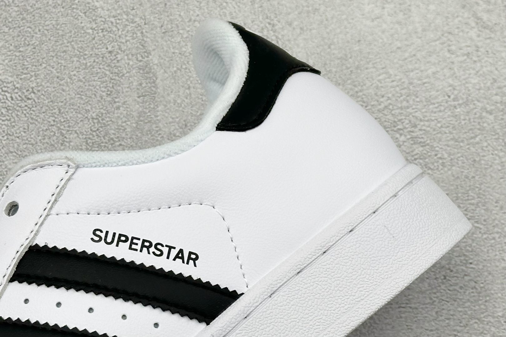 150 HZ版Adidas Originals Superstar II 贝壳头板鞋 IH8659