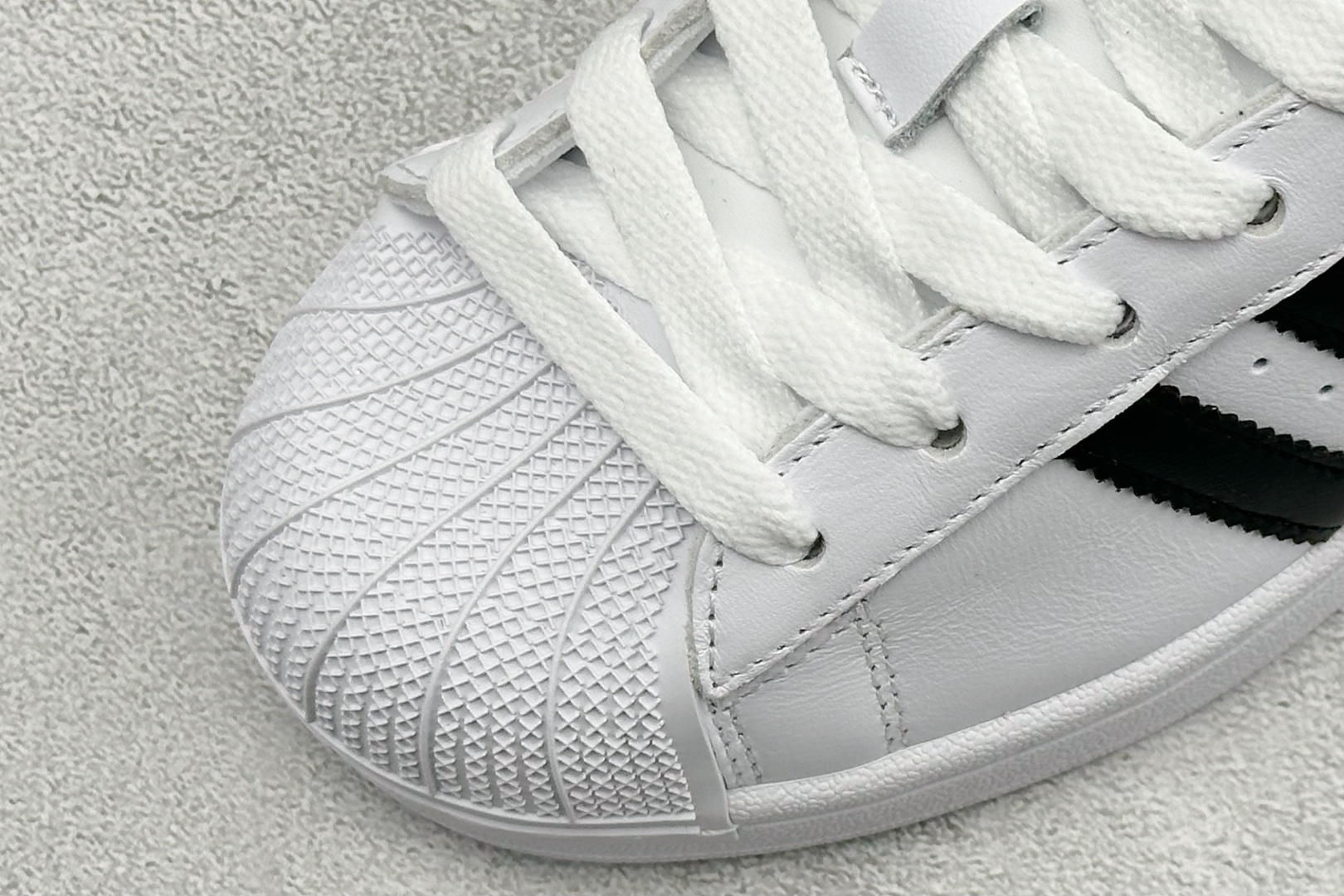 150 HZ版Adidas Originals Superstar II 贝壳头板鞋 IH8659