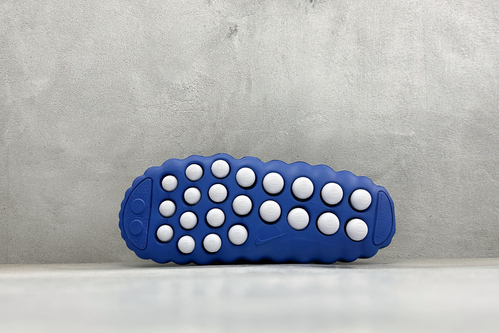 Nike Mind 001 神经科学足底按摩拖鞋 HQ4307-400 晶洞黑篮-Top High Quatity Cheap Sneakers Fashion Clothing Clothes Bags handbags Shoes of all Brand wholesale With The best Quality And Beautiful Price from China Factory Chinese suppliers wholesaler seller Nike Mind 001 神经科学足底按摩拖鞋 HQ4307-400 晶洞黑篮