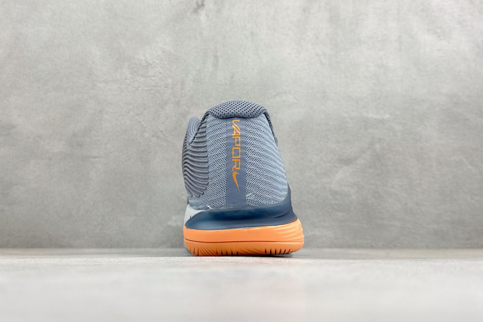 Nike Zoom Vapor 12 舒适百搭 耐磨 低帮 网球鞋 FV5552-400