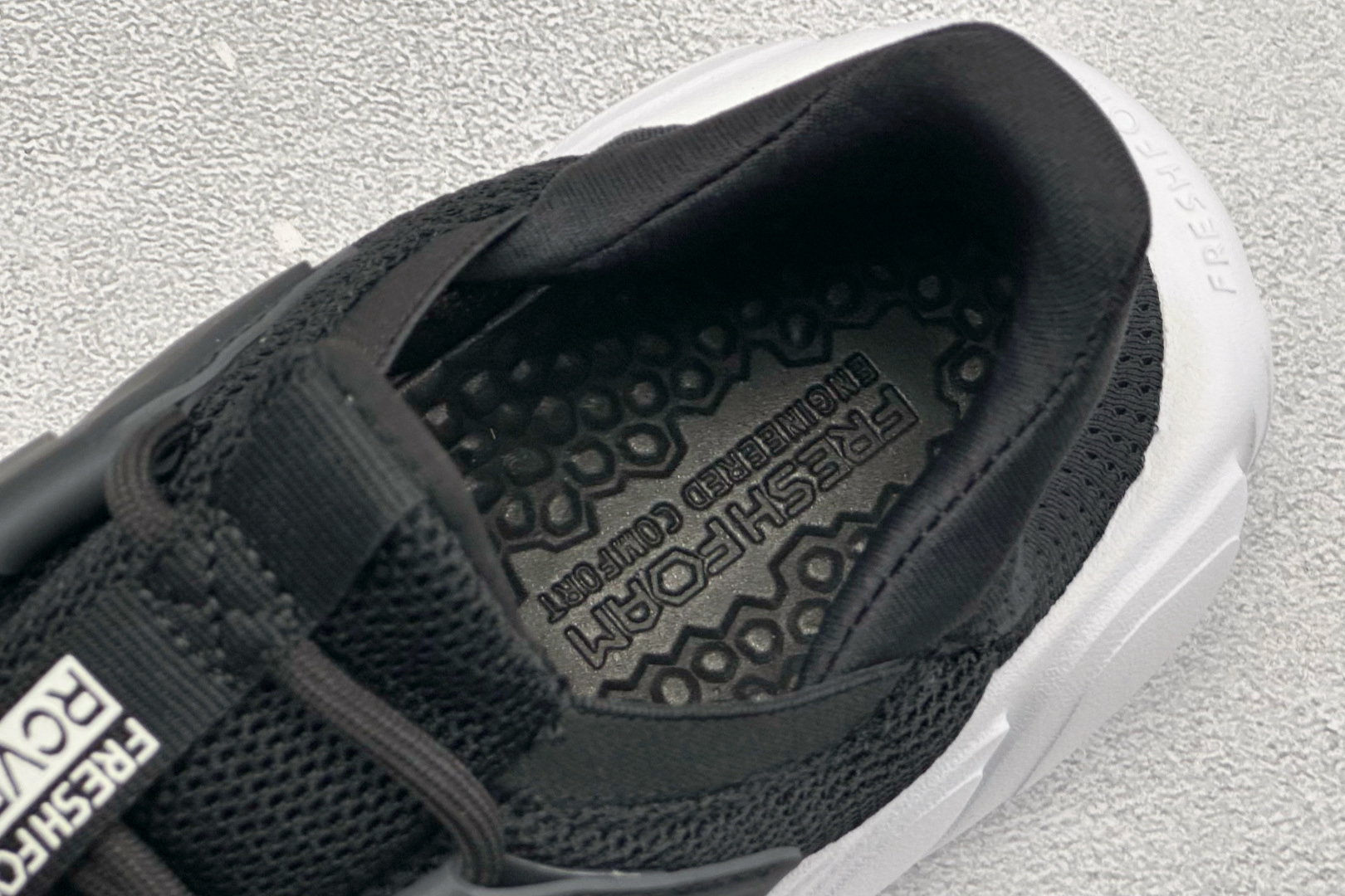New Balance Fresh Foam RCVRY SPT v4 舒适简约贴合 低帮训练鞋 RCVRYTK4-Top High Quatity Cheap Sneakers Fashion Clothing Clothes Bags handbags Shoes of all Brand wholesale With The best Quality And Beautiful Price from China Factory Chinese suppliers wholesaler seller New Balance Fresh Foam RCVRY SPT v4 舒适简约贴合 低帮训练鞋 RCVRYTK4