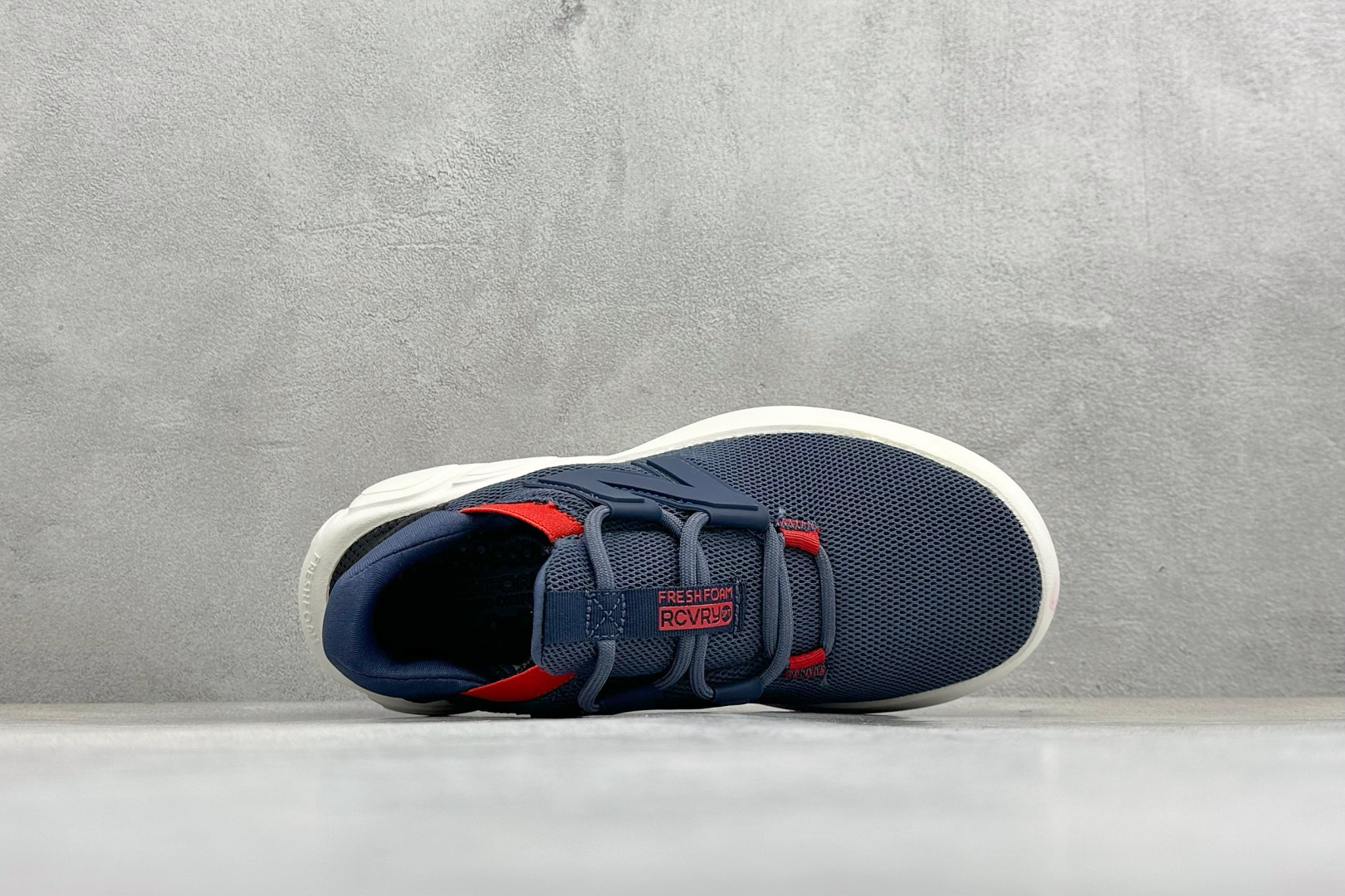 New Balance Fresh Foam RCVRY SPT v4 舒适简约贴合 低帮训练鞋 RCVRYTN4